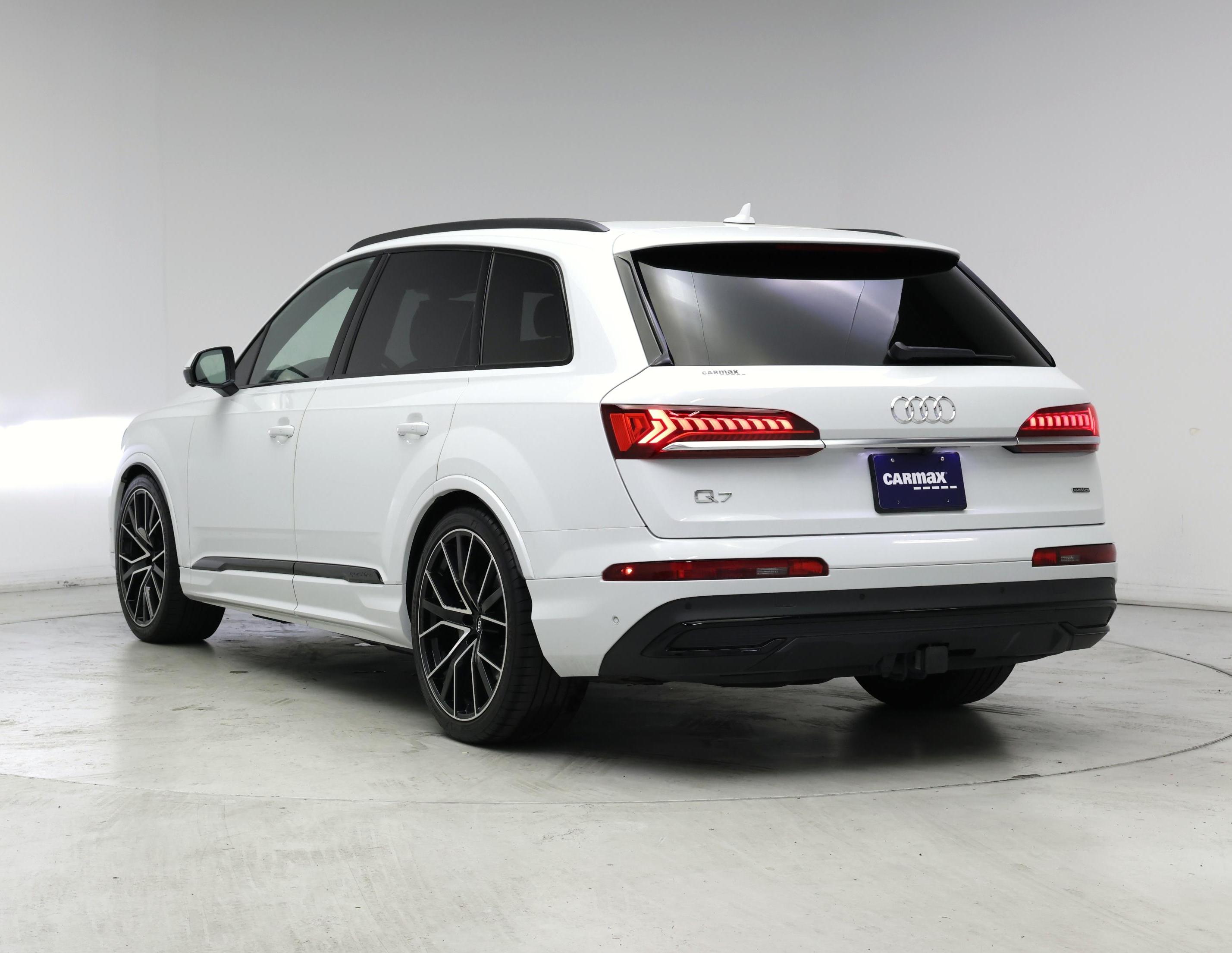 Thumbnail: 2020 Audi Q7 - 2
