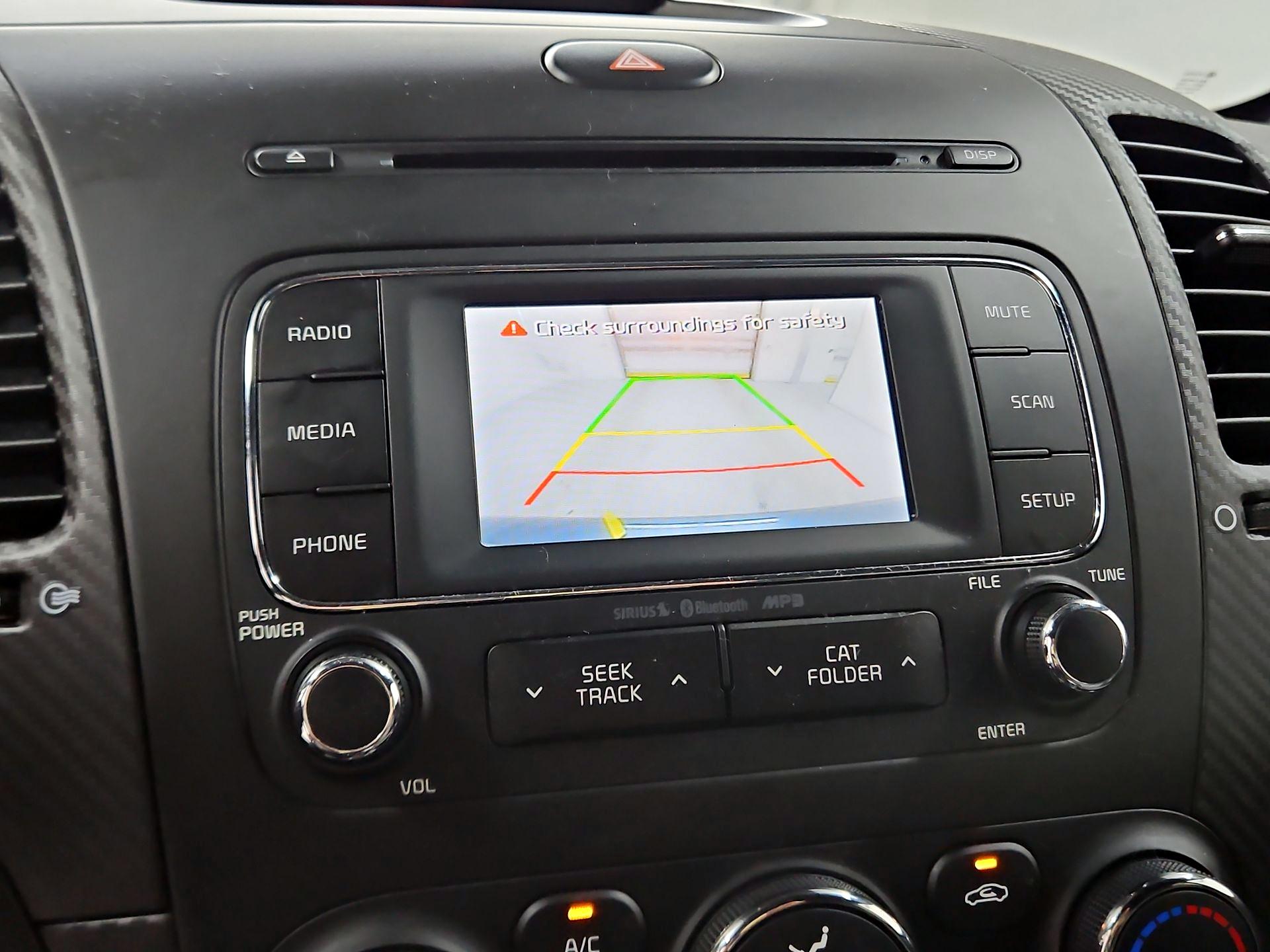 Thumbnail: 2016 Kia Forte - 14