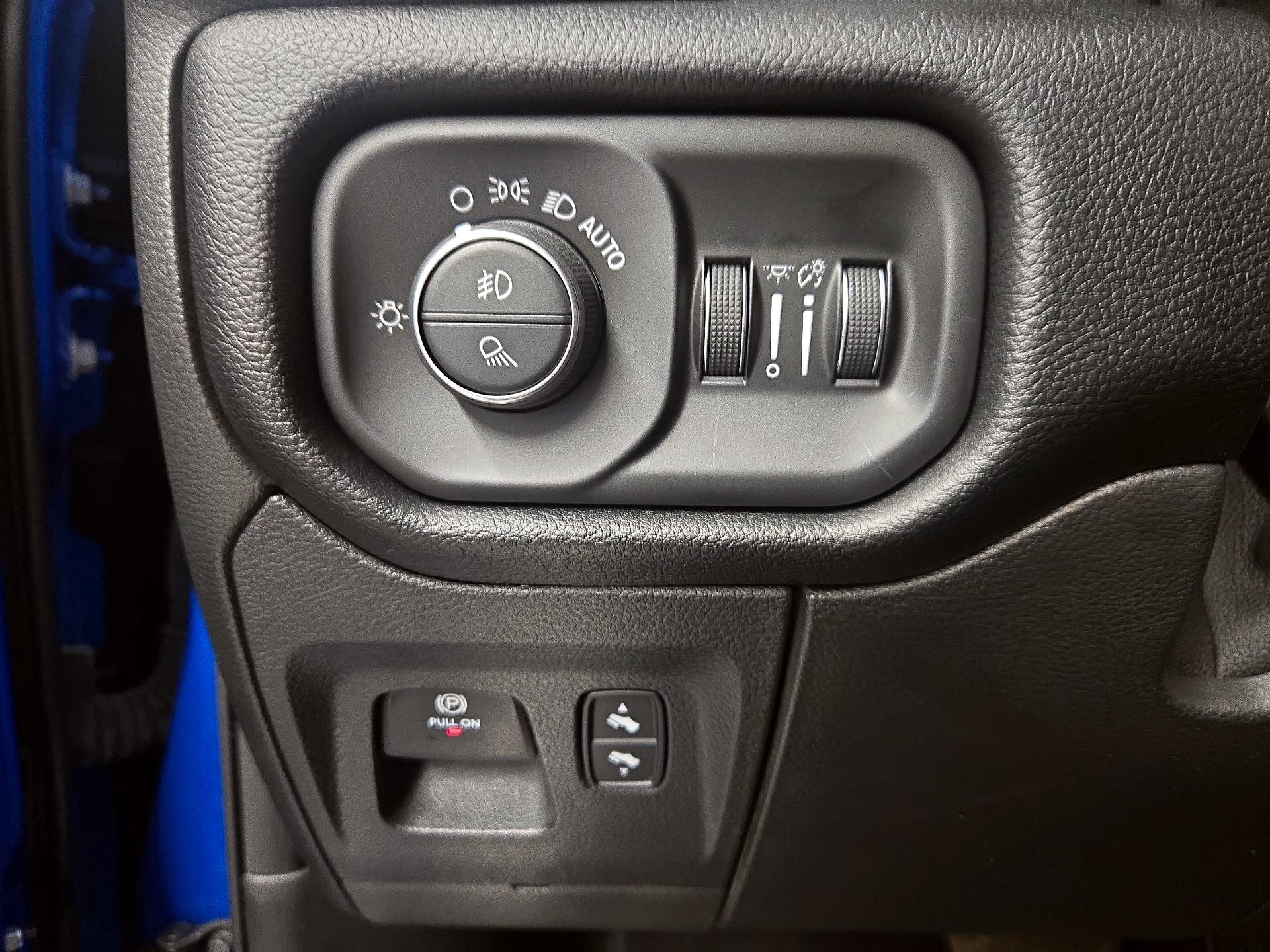 Thumbnail: 2021 RAM 1500 - 13