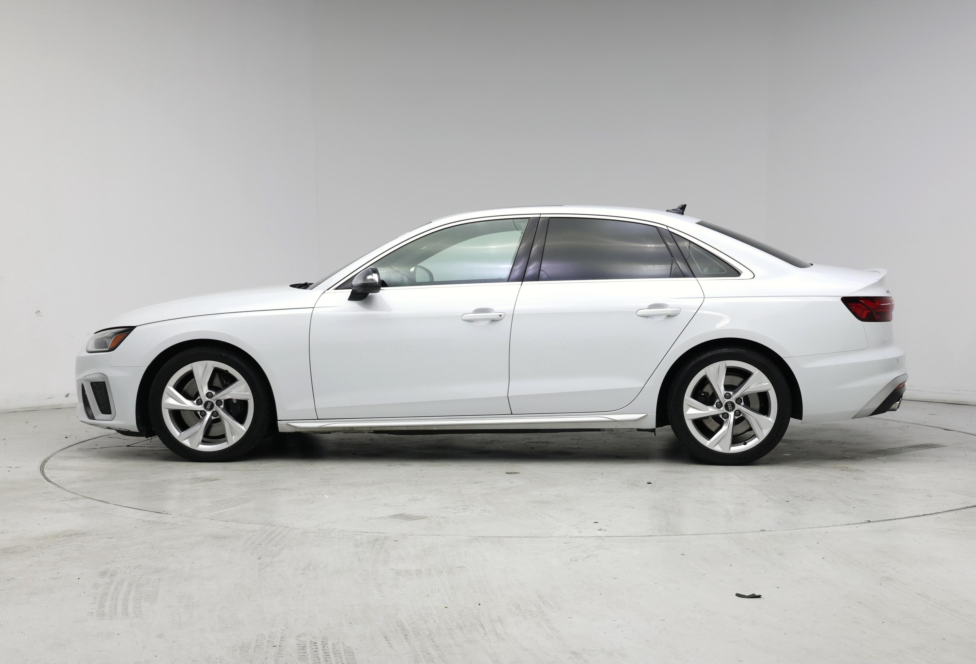 Thumbnail: 2022 Audi S4 - 3