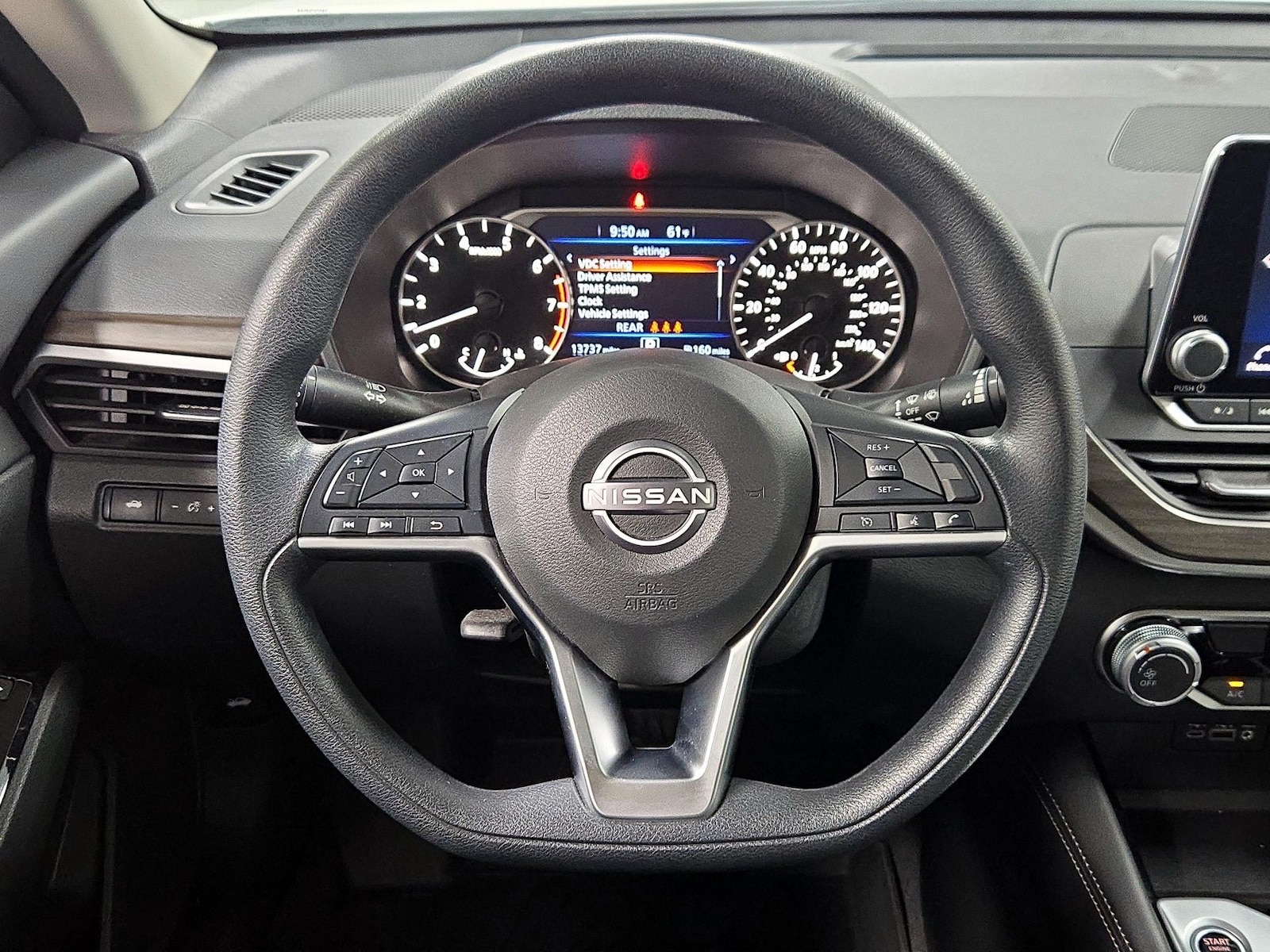 2023 Nissan Altima SV - Photo 11