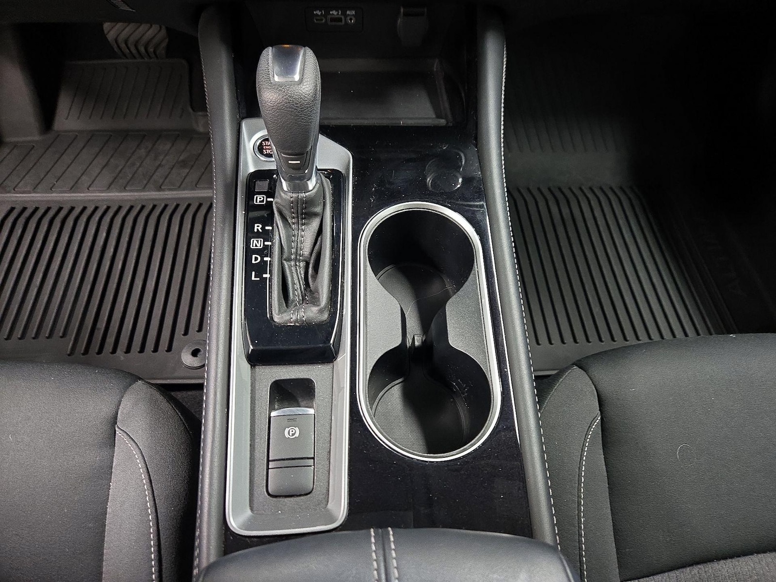 2023 Nissan Altima SV - Photo 18