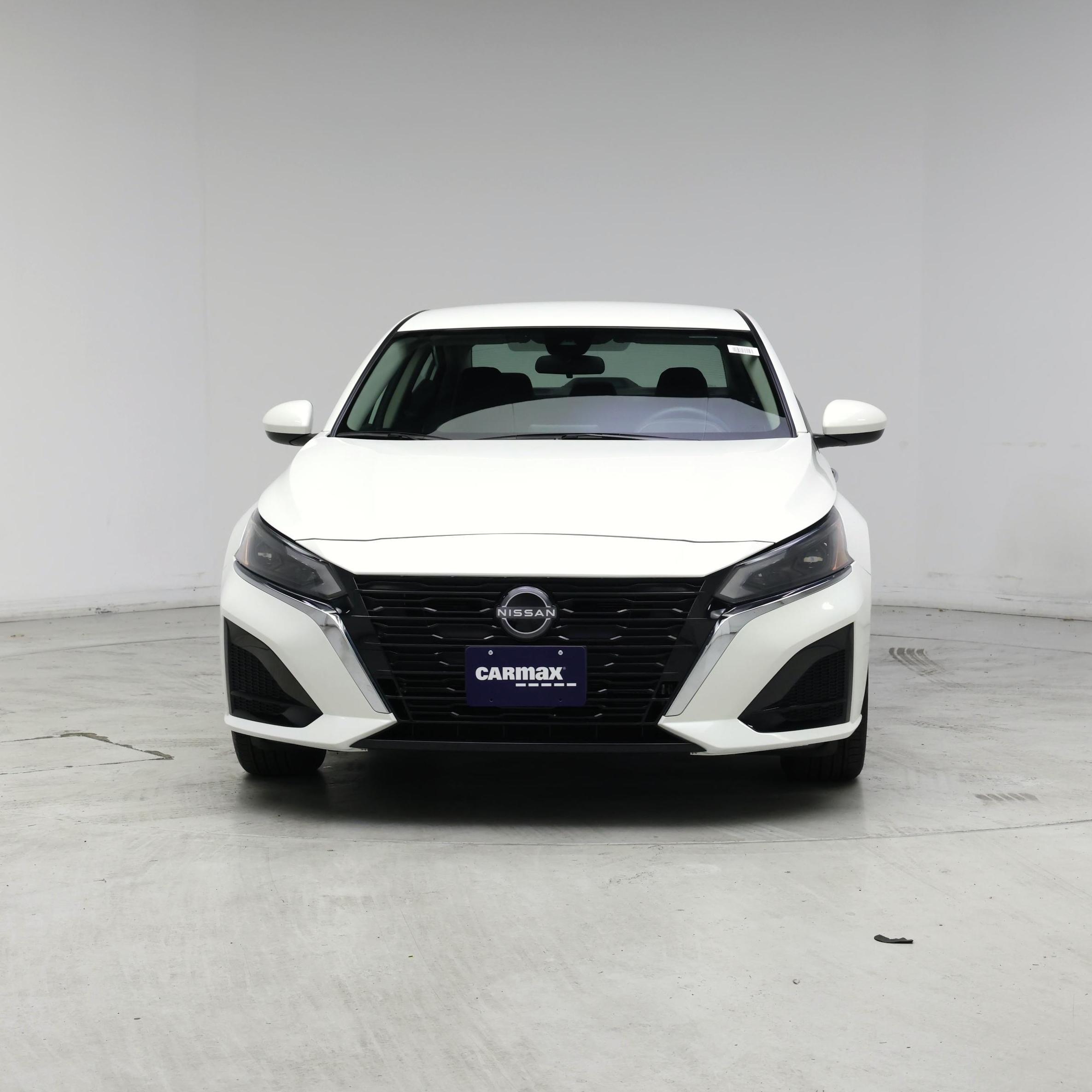 Thumbnail: 2023 Nissan Altima - 5