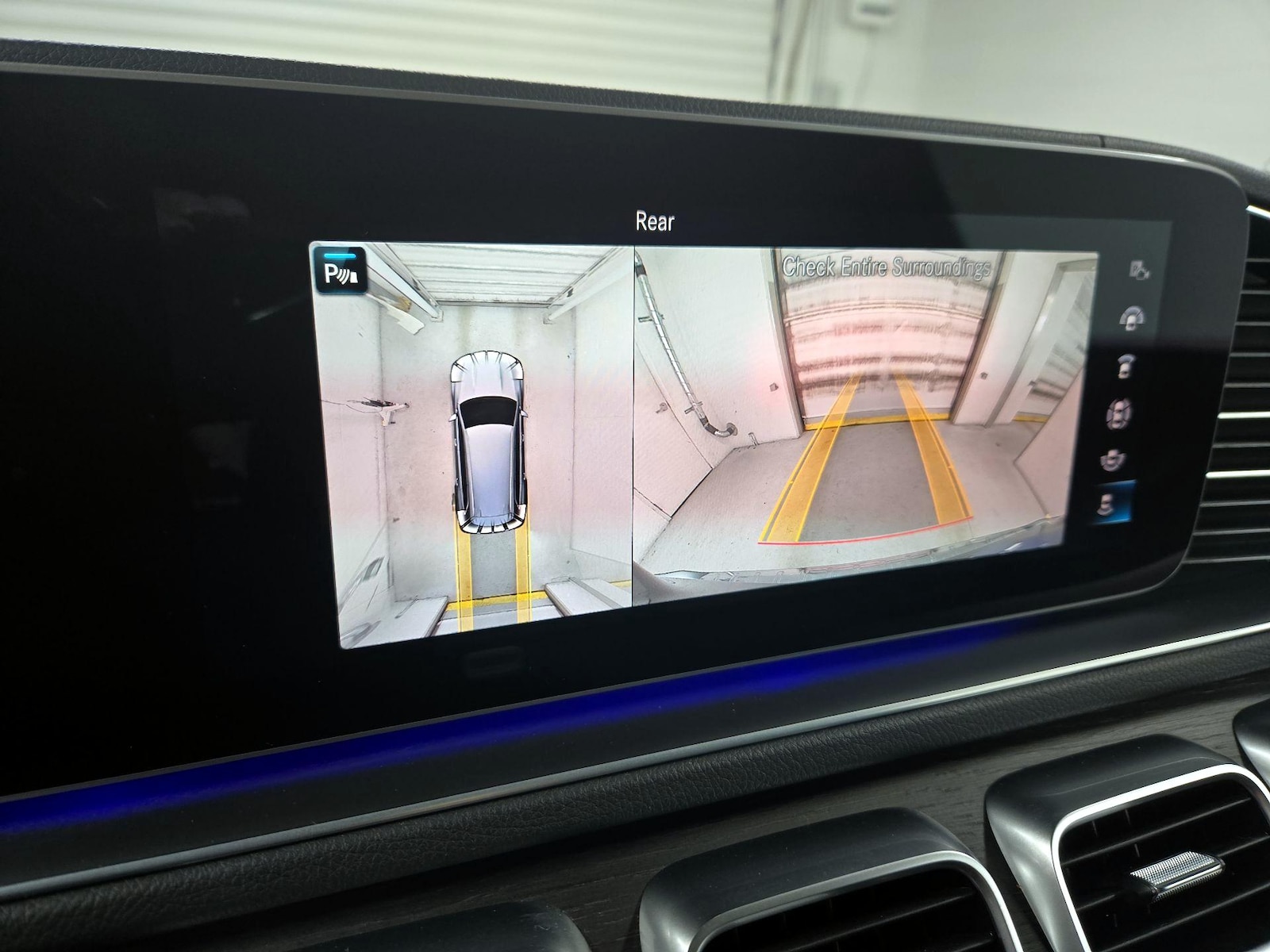 2021 Mercedes-Benz GLS GLS450 - Photo 16