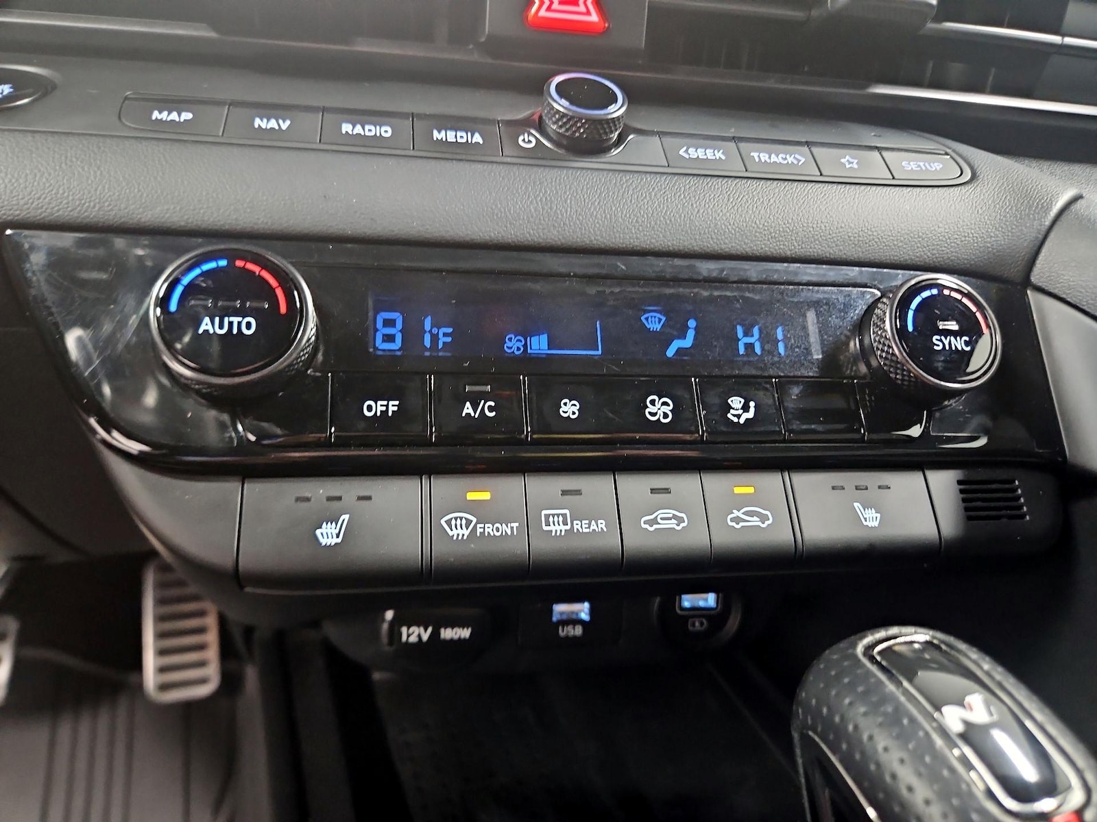 2023 Hyundai Elantra N Line - Photo 18