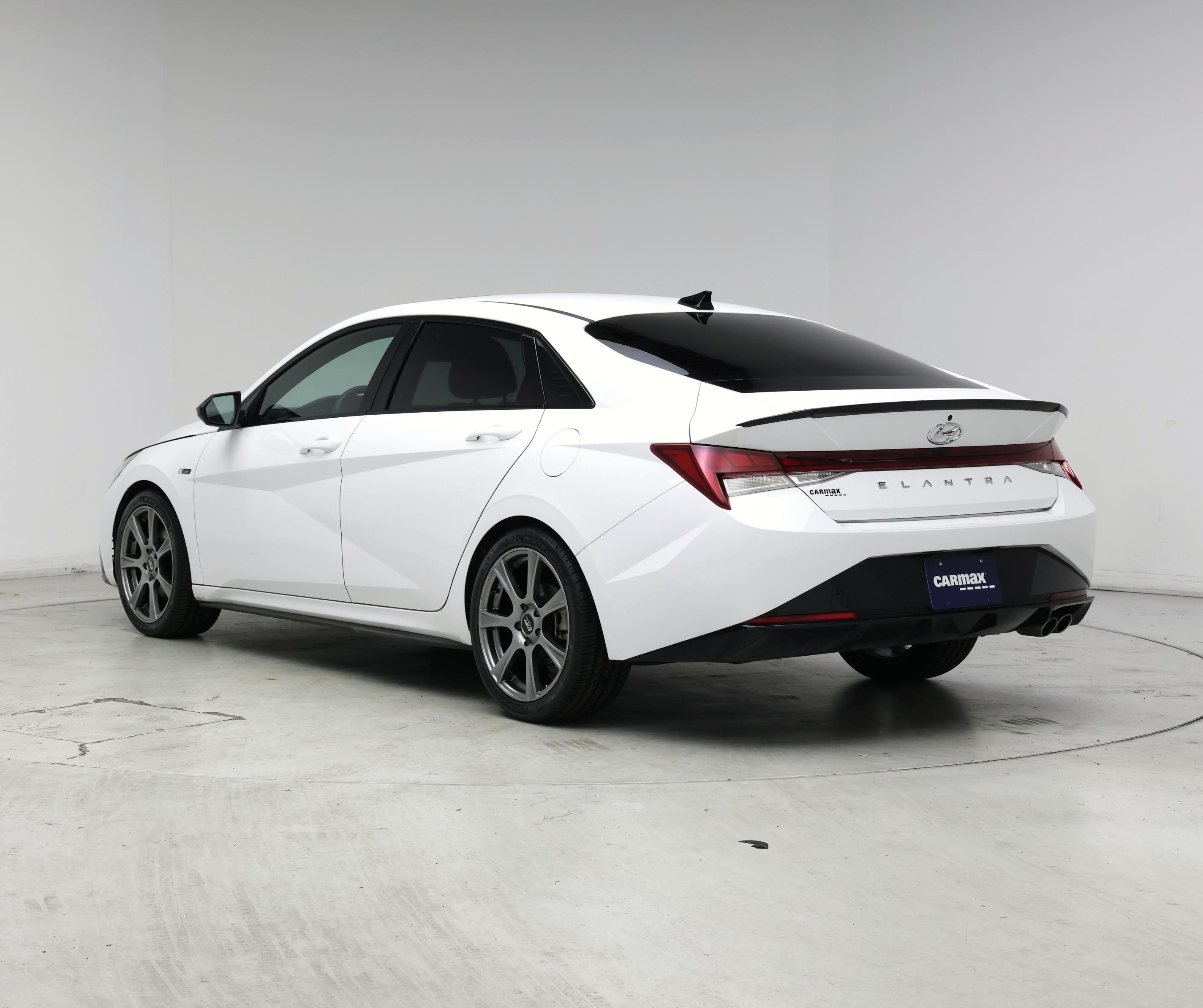Thumbnail: 2023 Hyundai Elantra - 2