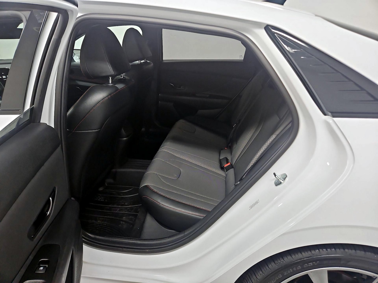 2023 Hyundai Elantra N Line - Photo 22