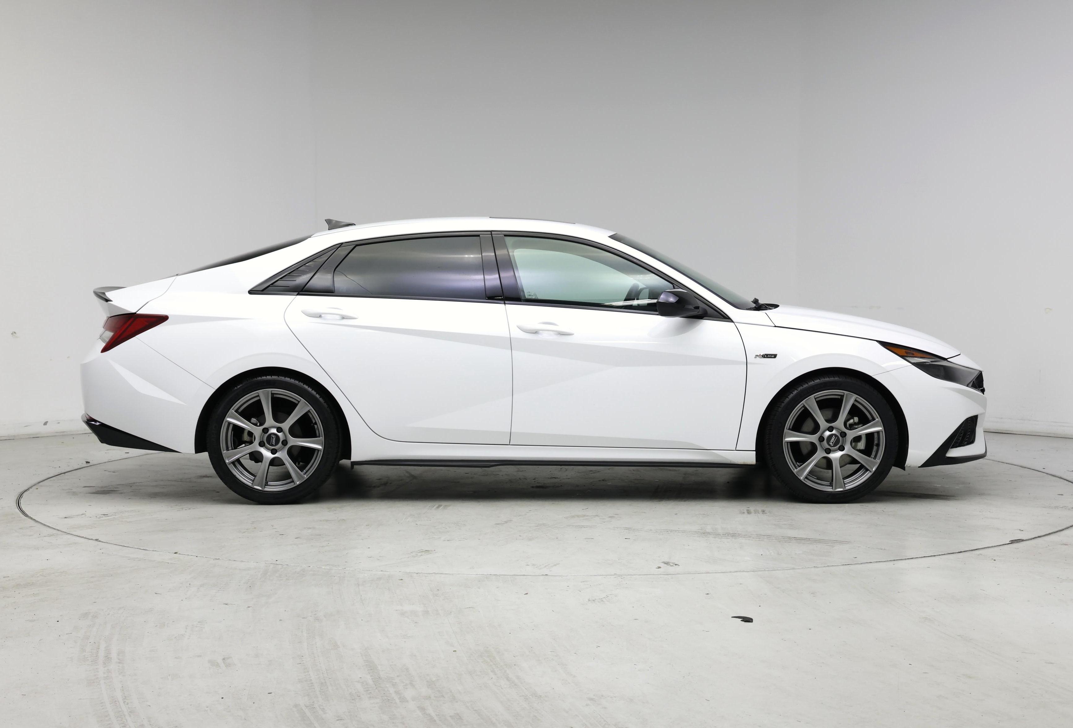 Thumbnail: 2023 Hyundai Elantra - 7