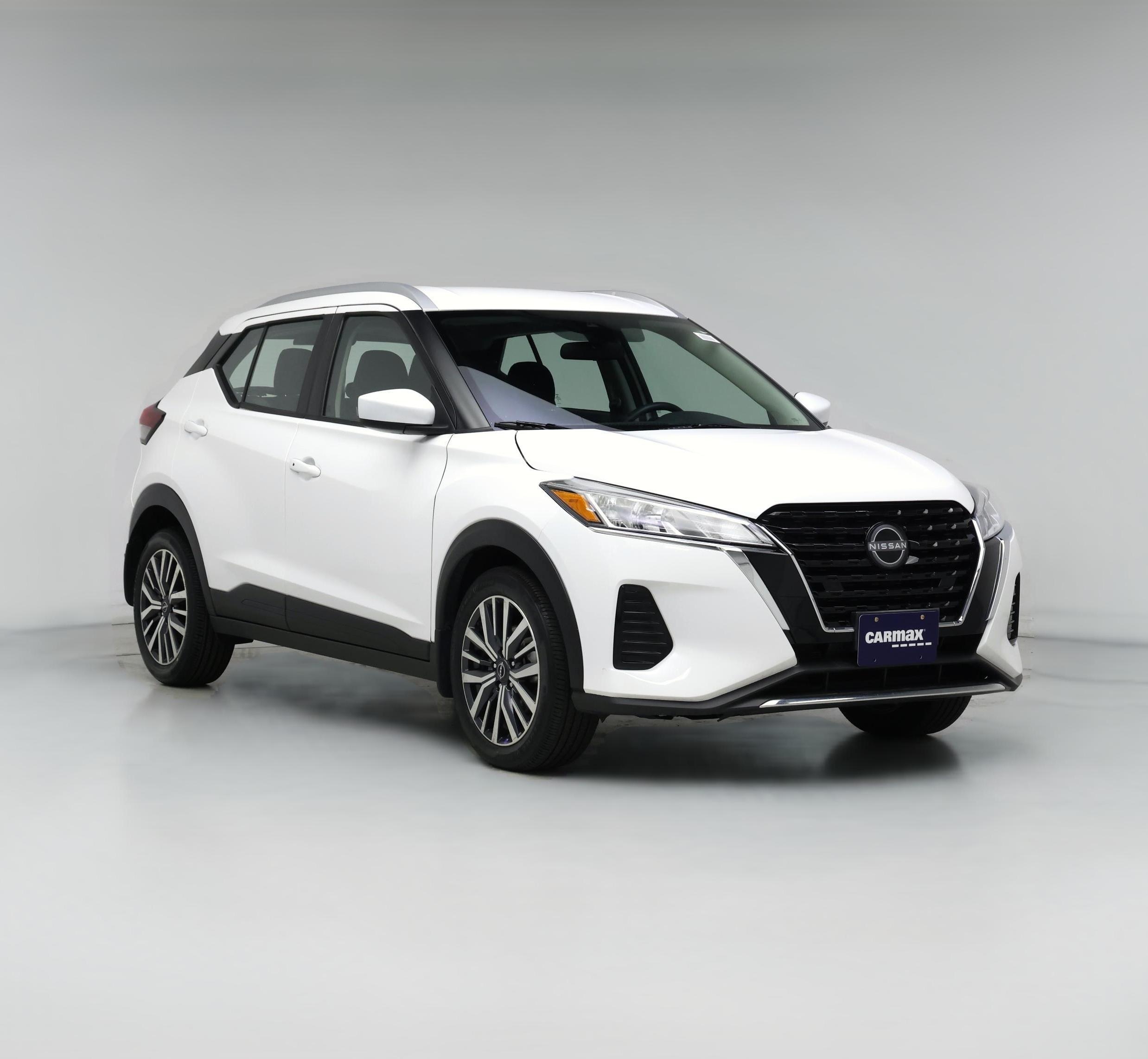 Thumbnail: 2023 Nissan Kicks - 1