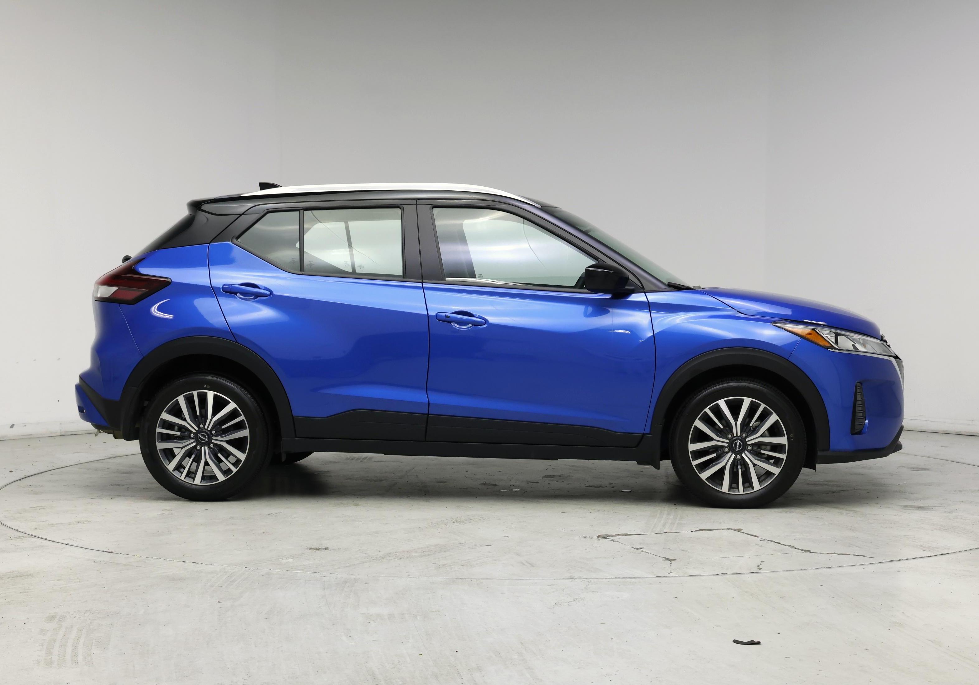 Thumbnail: 2024 Nissan Kicks - 7