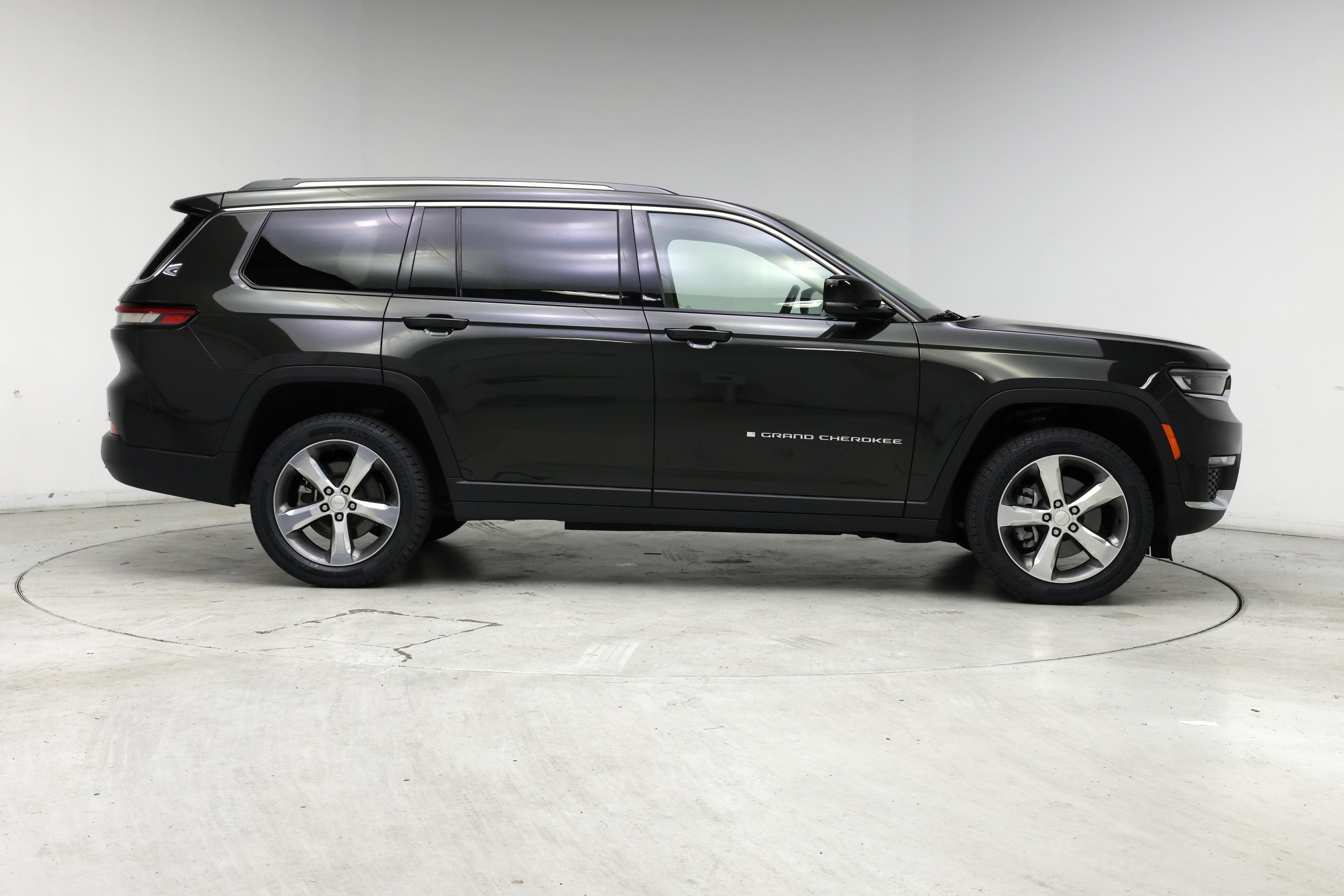 Thumbnail: 2022 Jeep Grand Cherokee L - 7