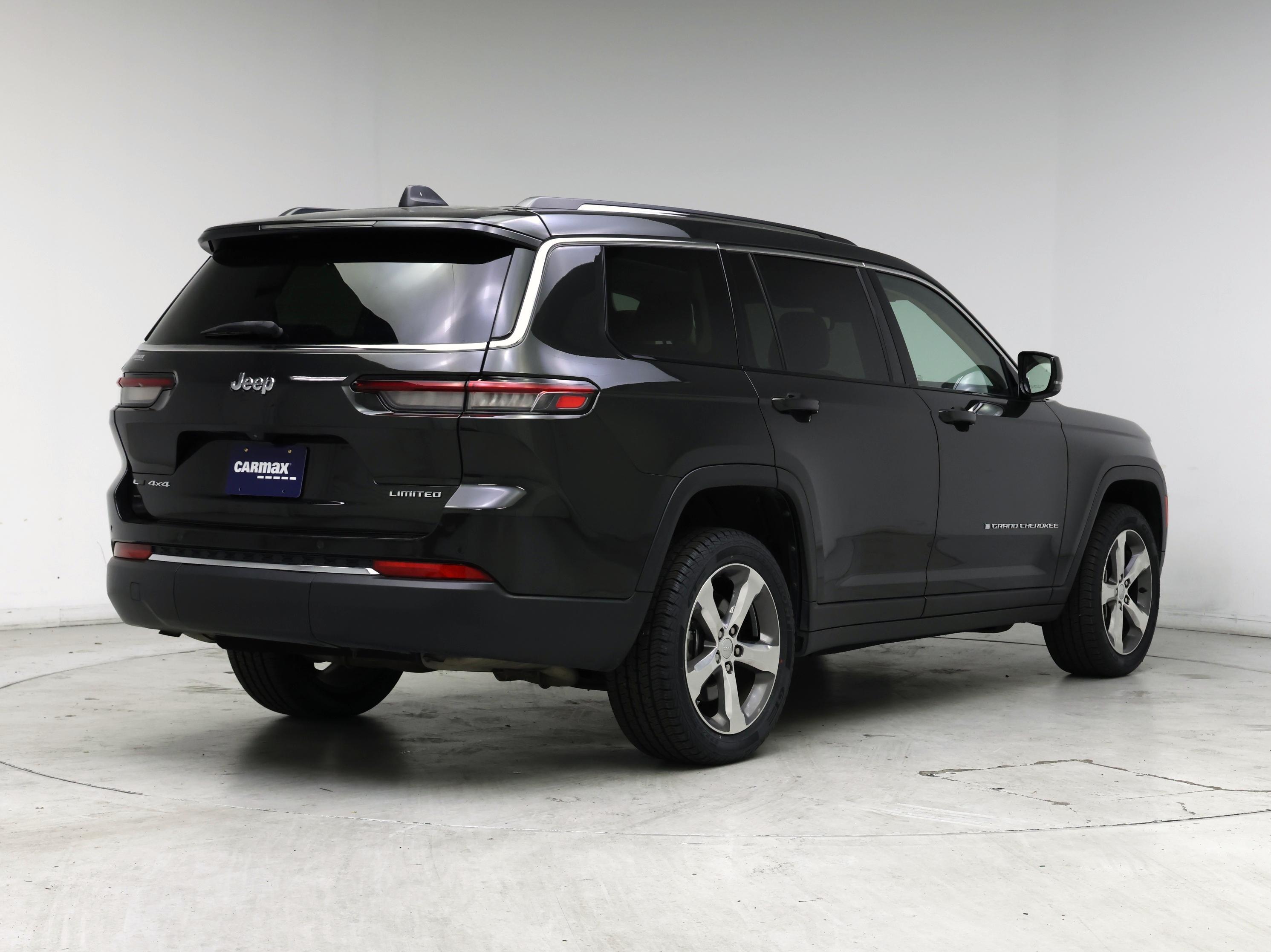 Thumbnail: 2022 Jeep Grand Cherokee L - 8
