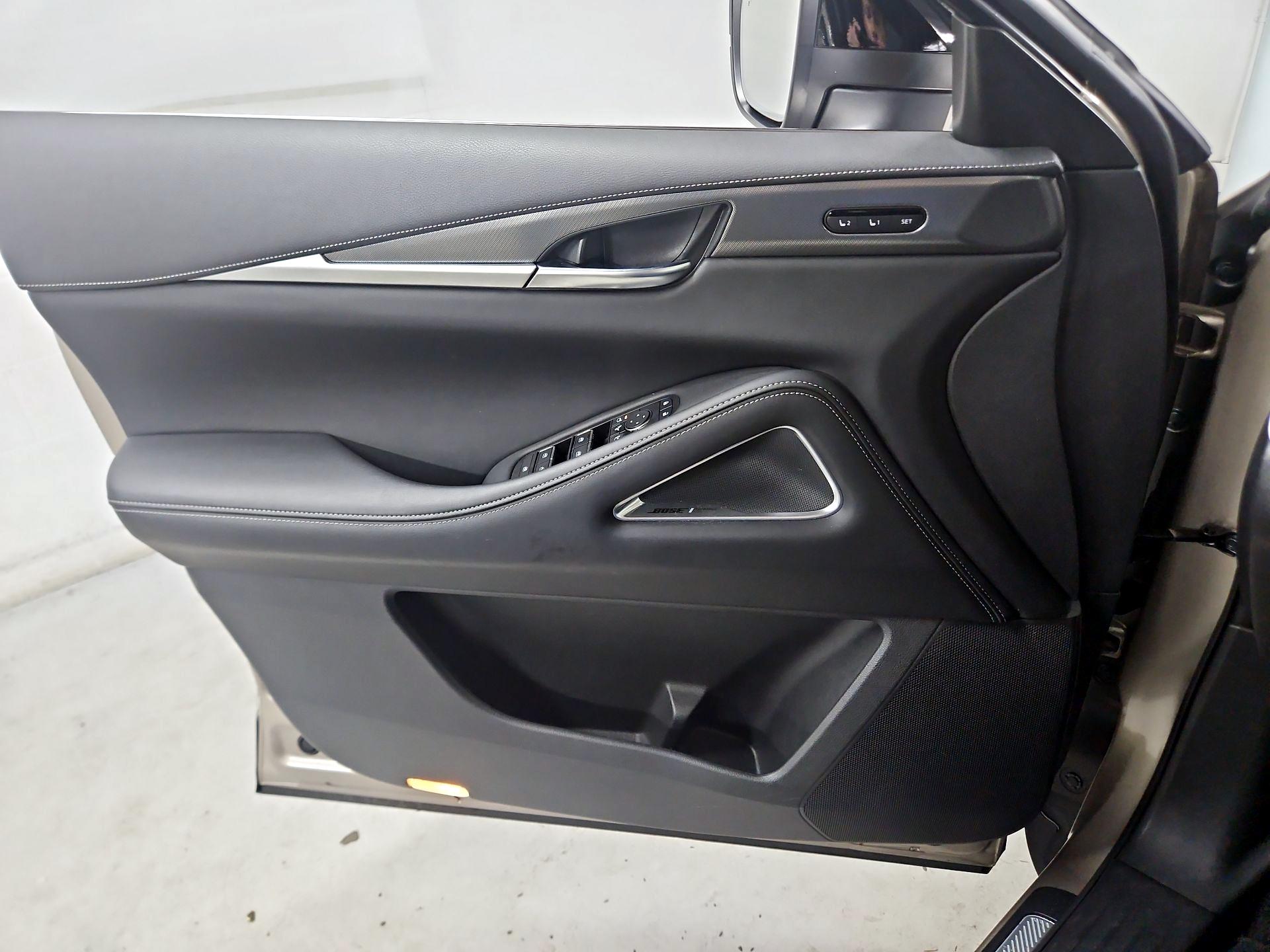 Thumbnail: 2023 INFINITI QX60 - 12