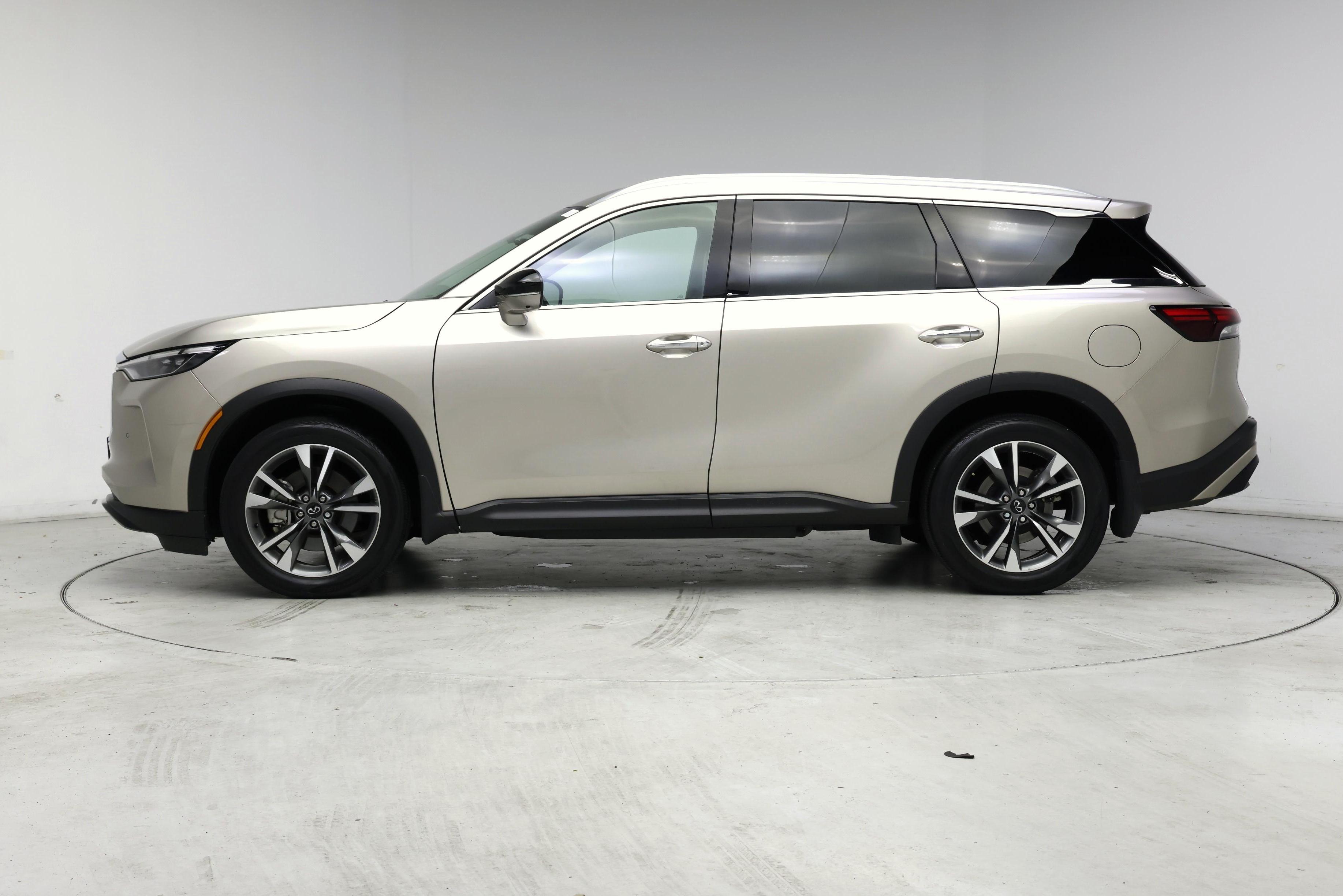 Thumbnail: 2023 INFINITI QX60 - 3