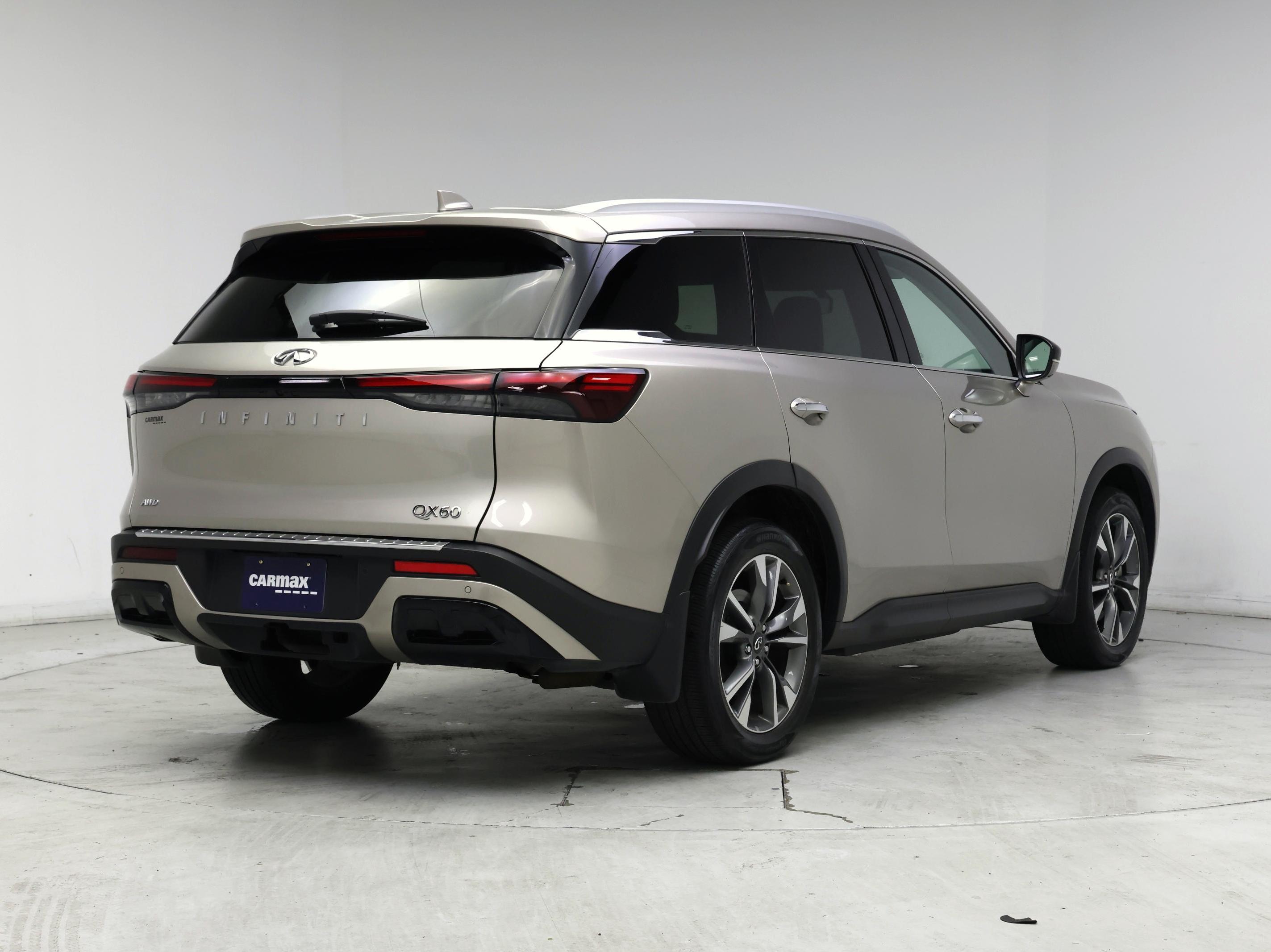 Thumbnail: 2023 INFINITI QX60 - 8