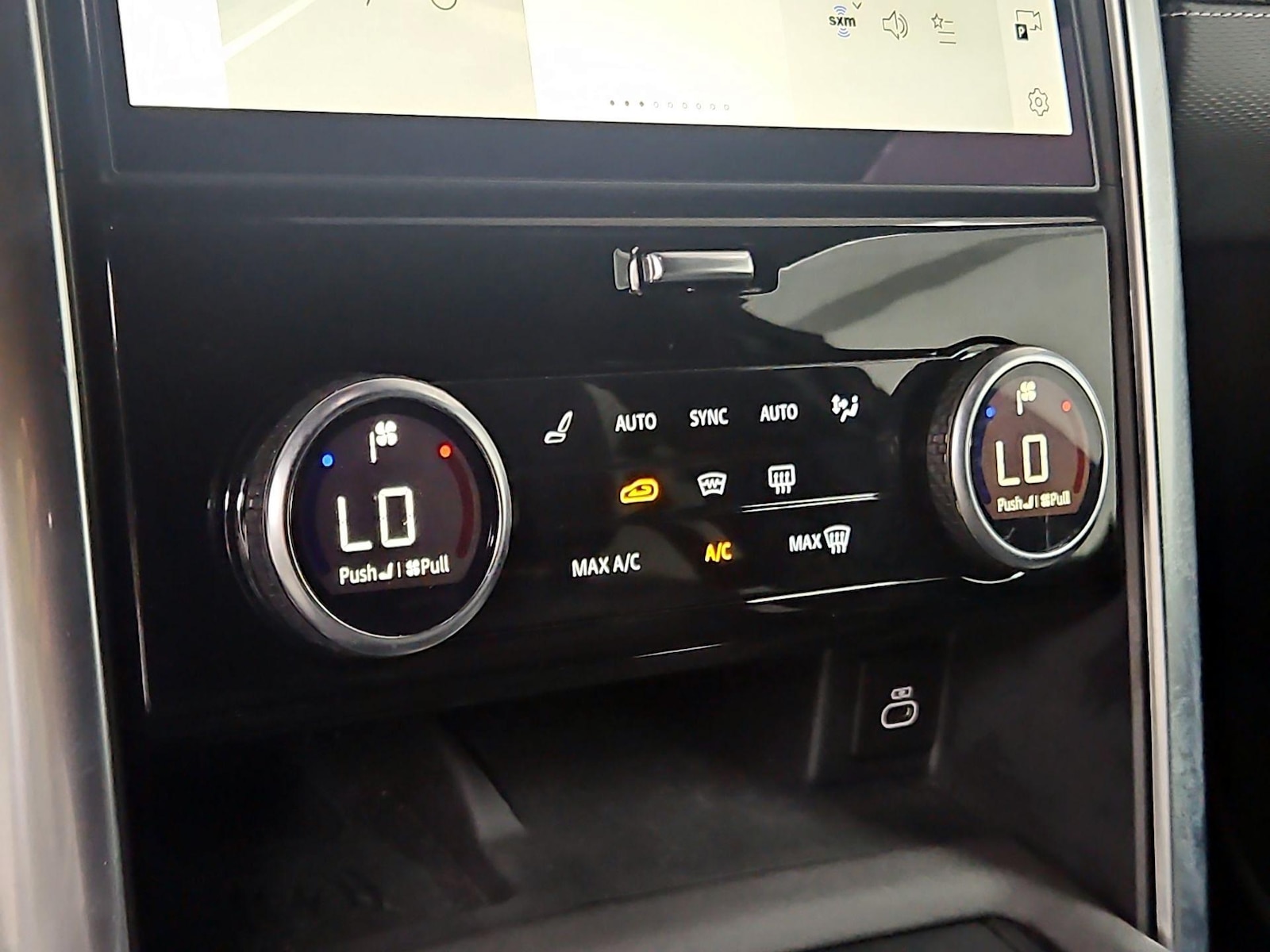 2022 Land Rover Discovery S R Dynamic - Photo 18