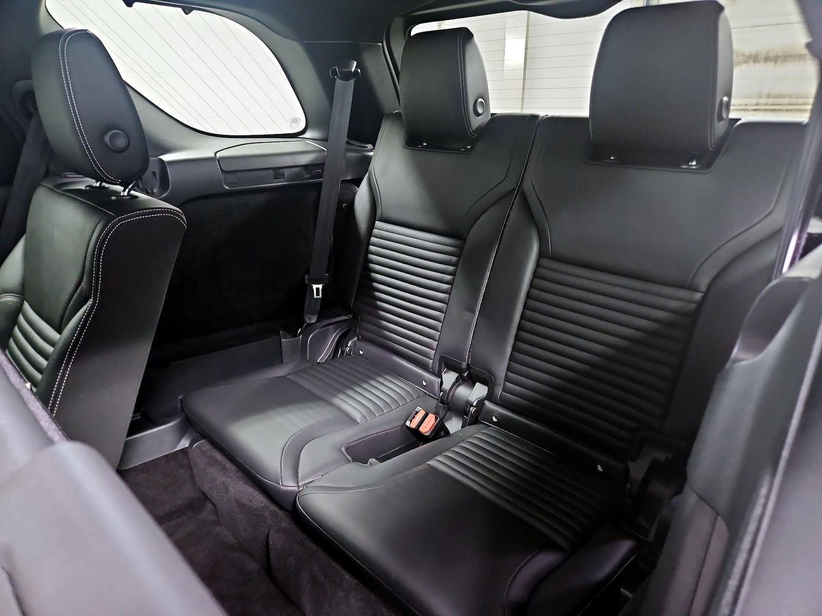 2022 Land Rover Discovery S R Dynamic - Photo 23