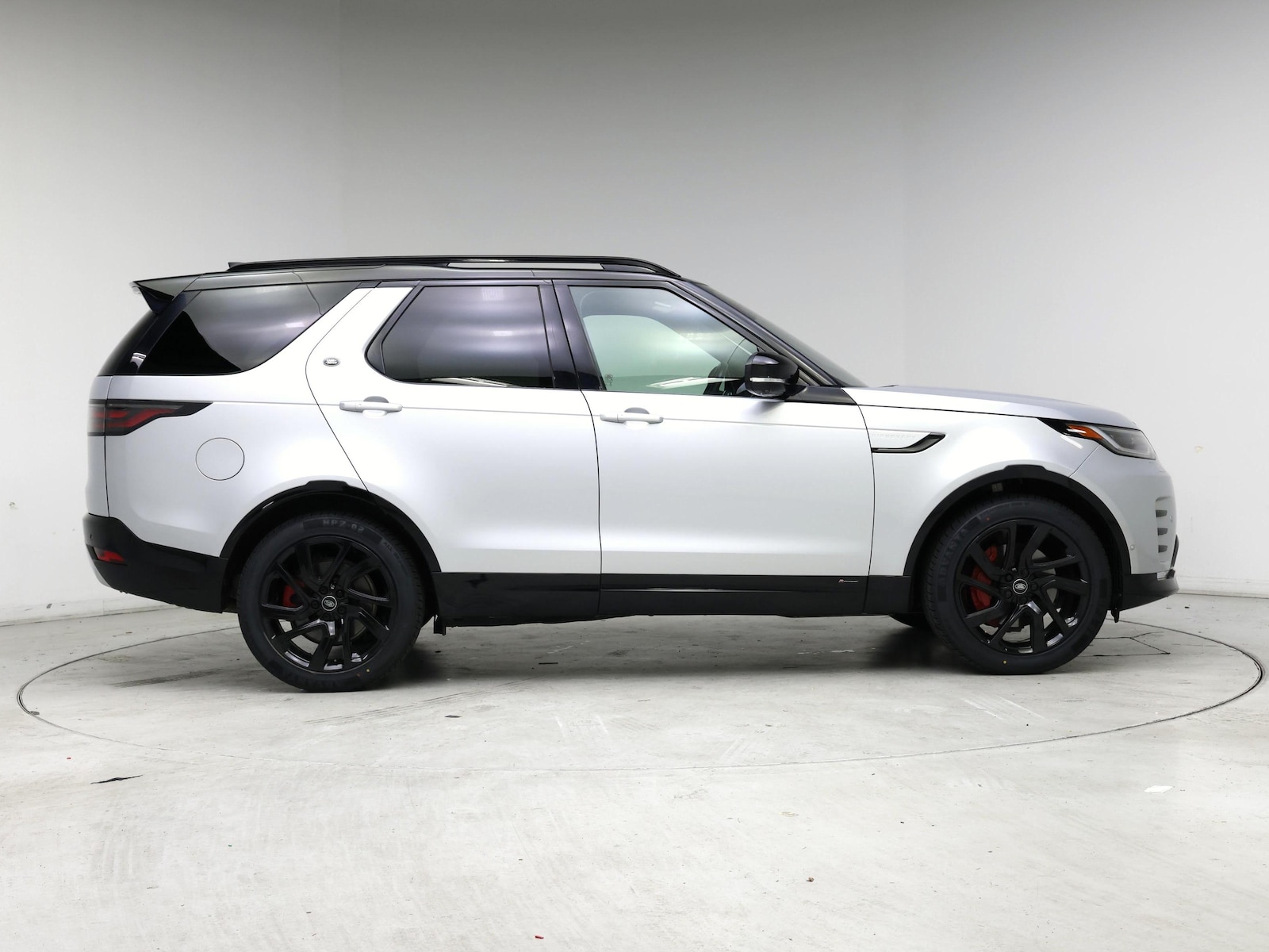 2022 Land Rover Discovery S R Dynamic - Photo 8