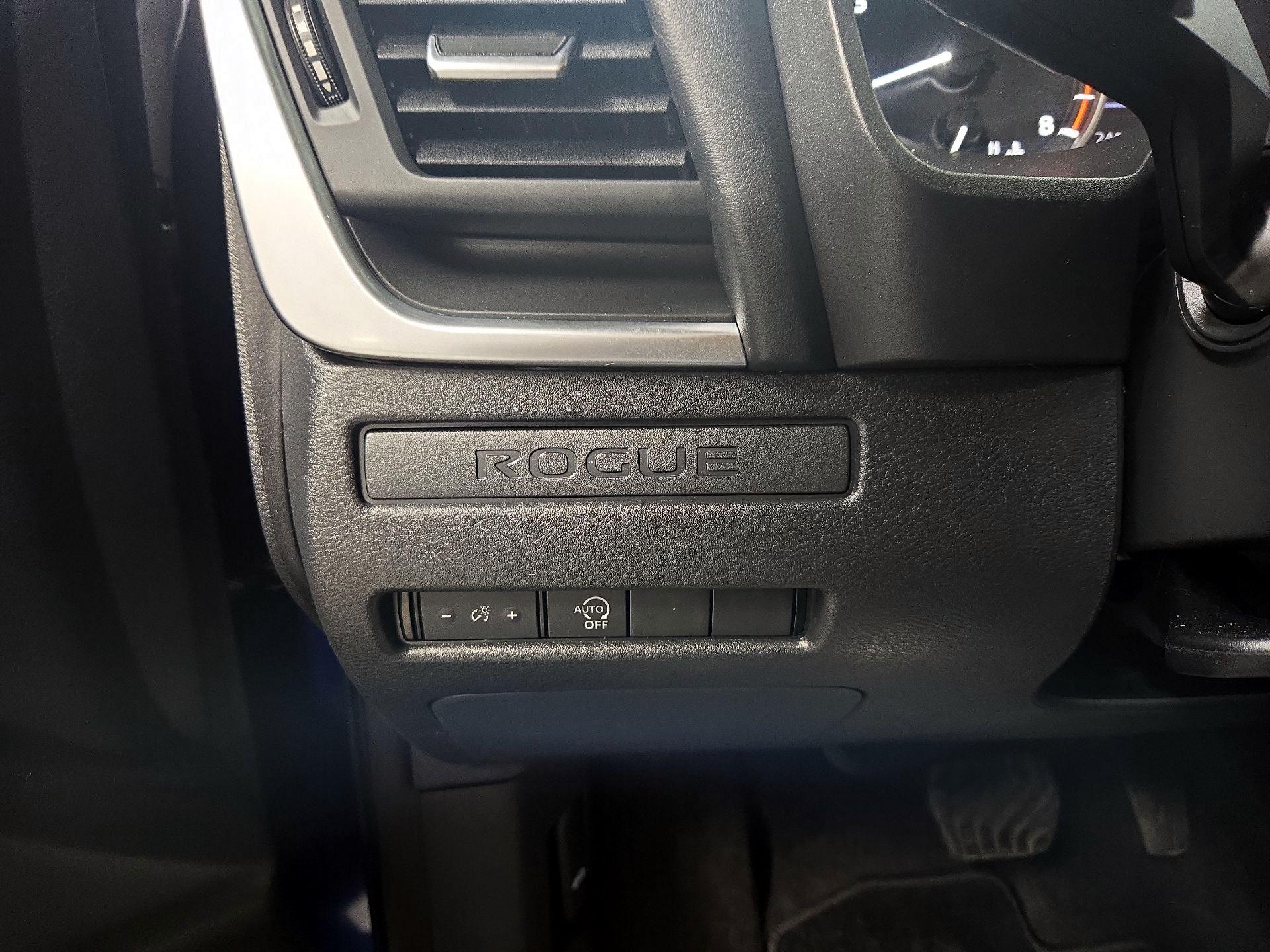 Thumbnail: 2023 Nissan Rogue - 13