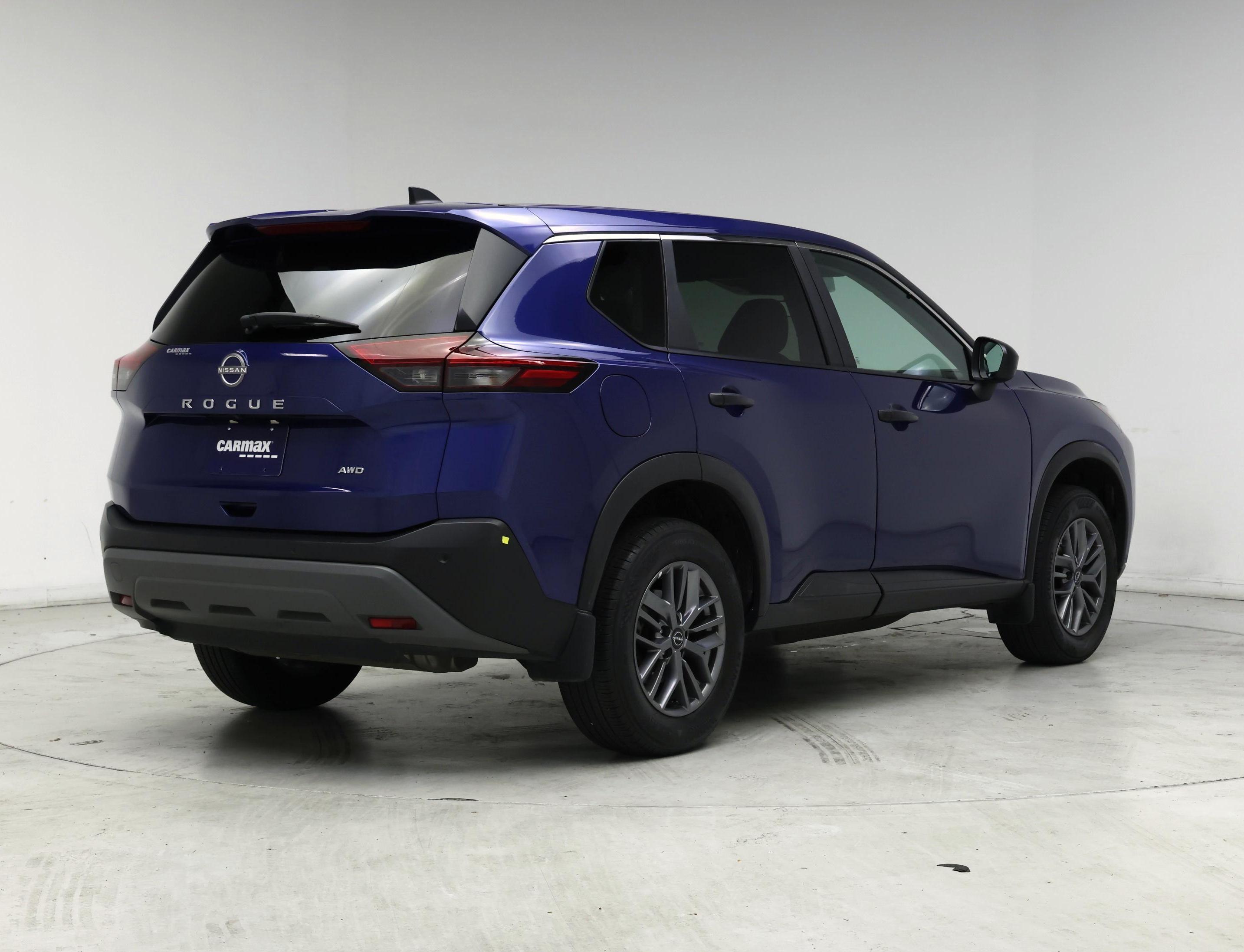Thumbnail: 2023 Nissan Rogue - 8
