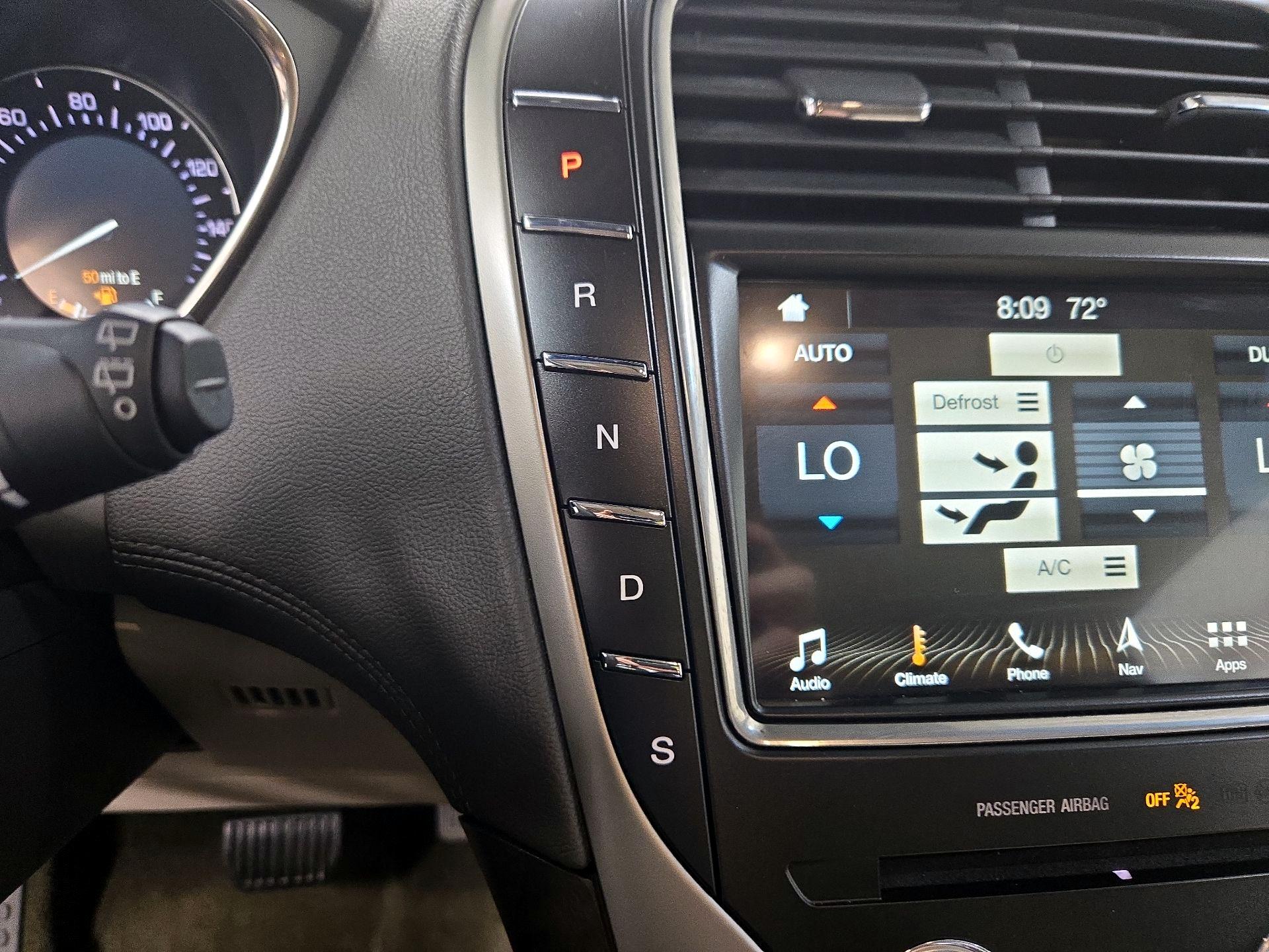 Thumbnail: 2018 Lincoln MKX - 18
