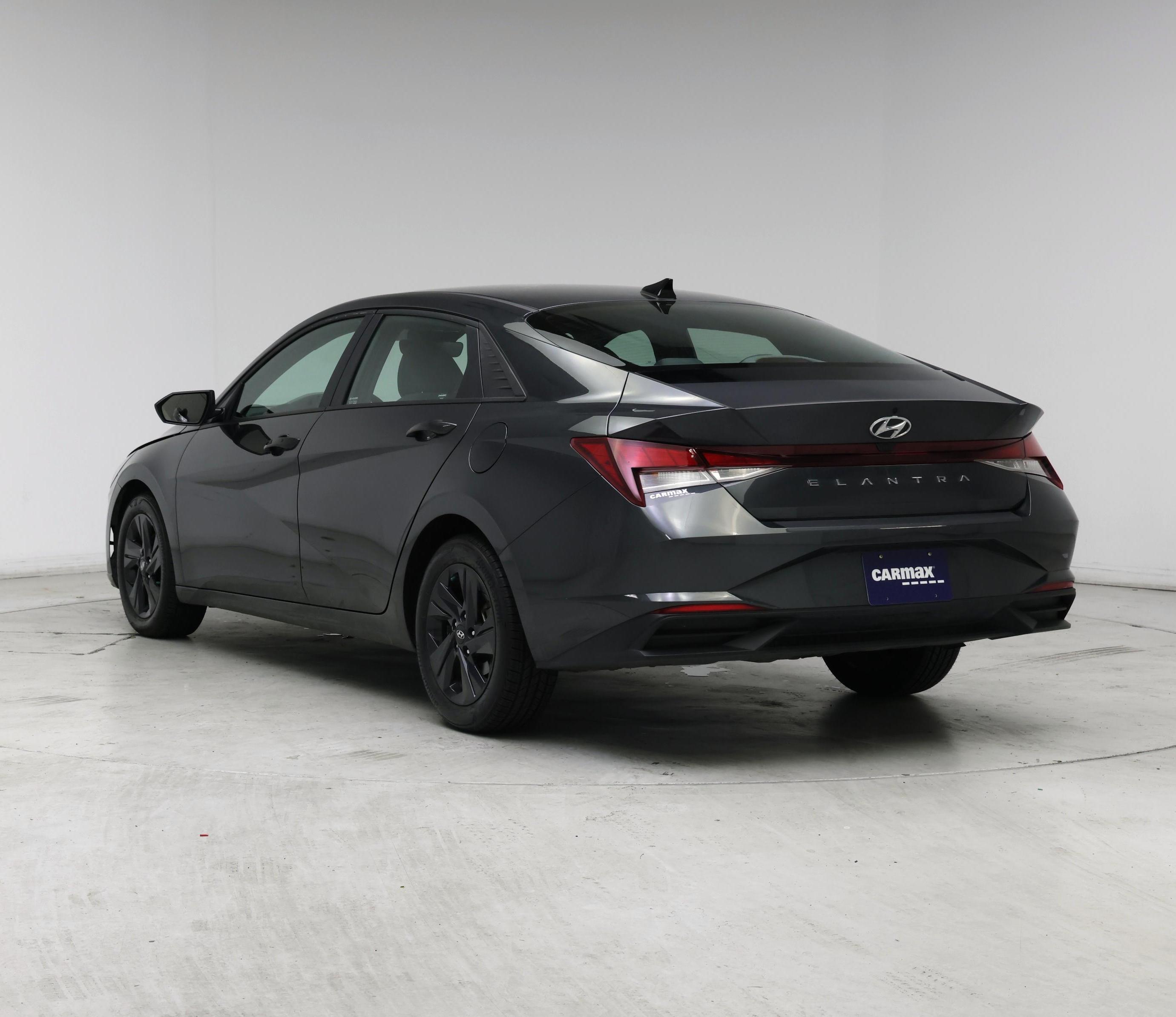 Thumbnail: 2023 Hyundai Elantra - 2