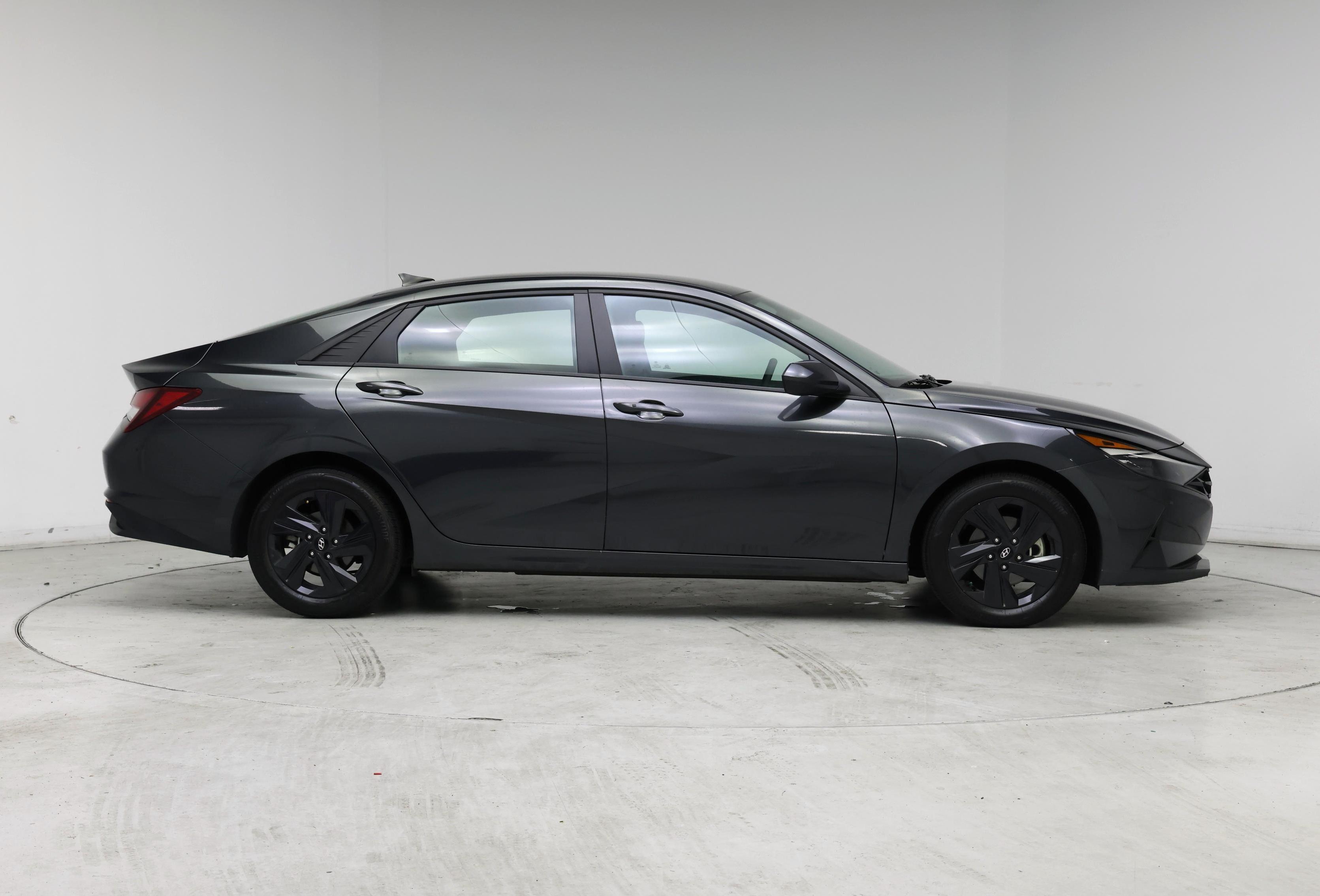 Thumbnail: 2023 Hyundai Elantra - 7