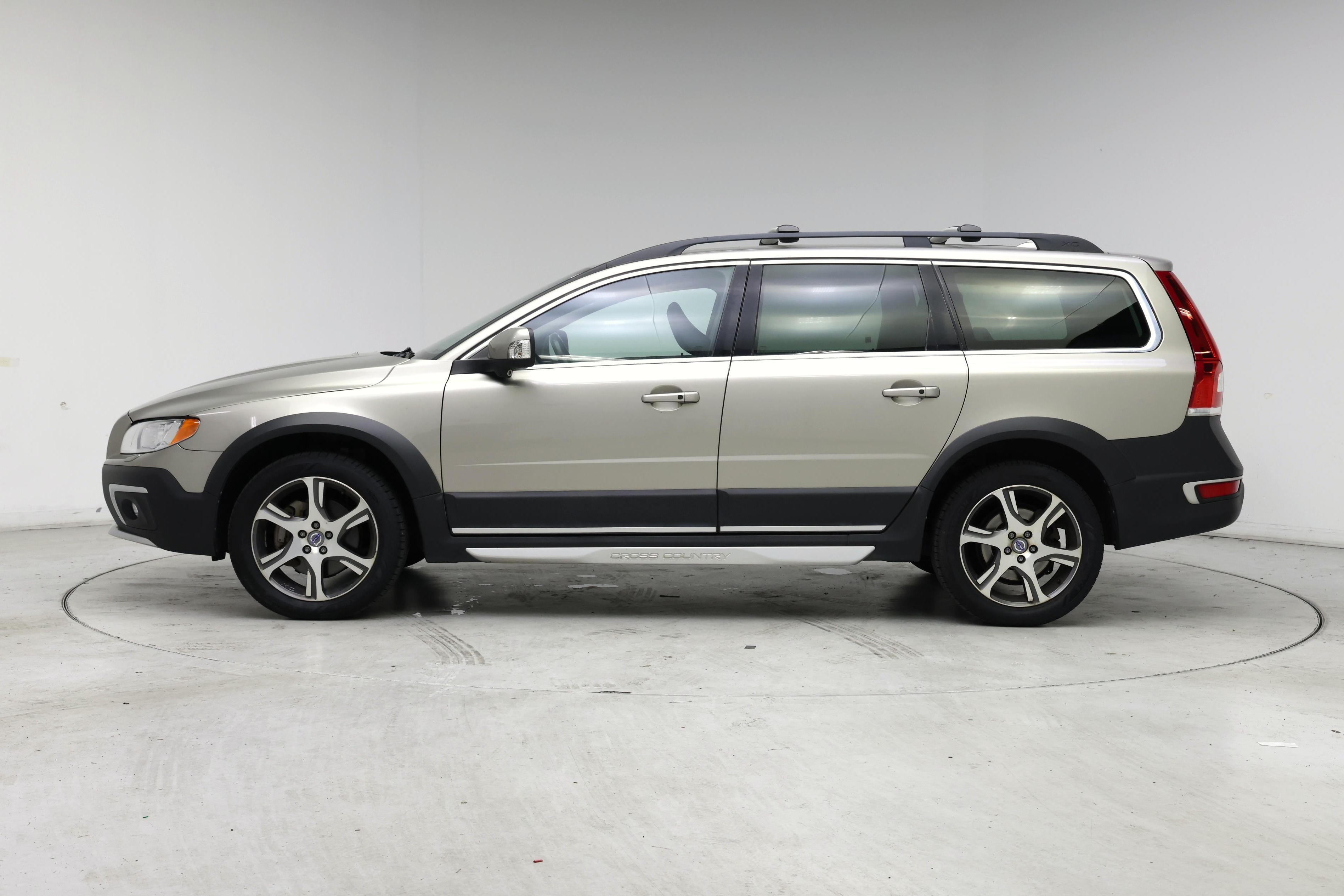 Thumbnail: 2015 Volvo XC70 - 3