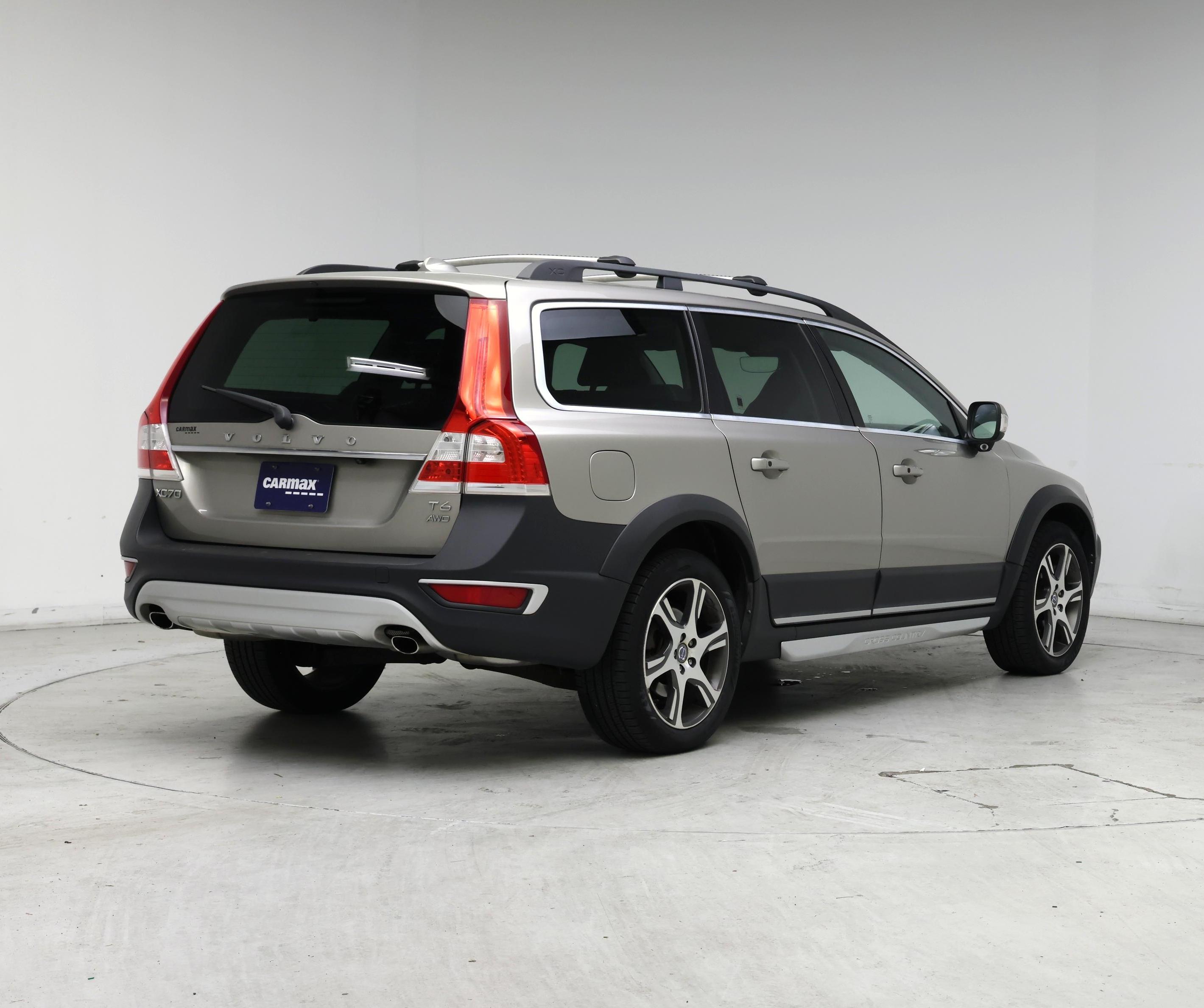Thumbnail: 2015 Volvo XC70 - 8