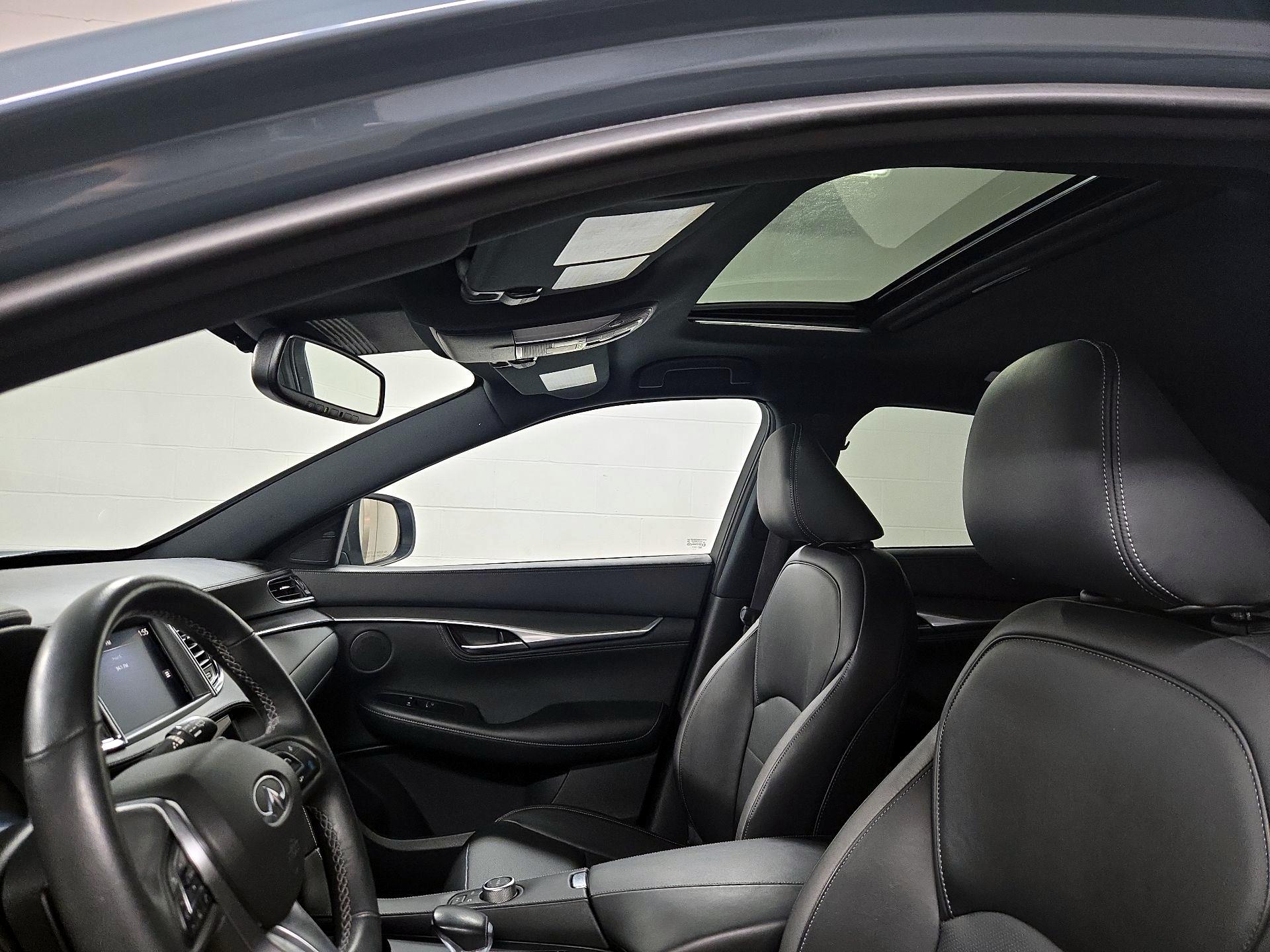 Thumbnail: 2023 INFINITI QX55 - 19