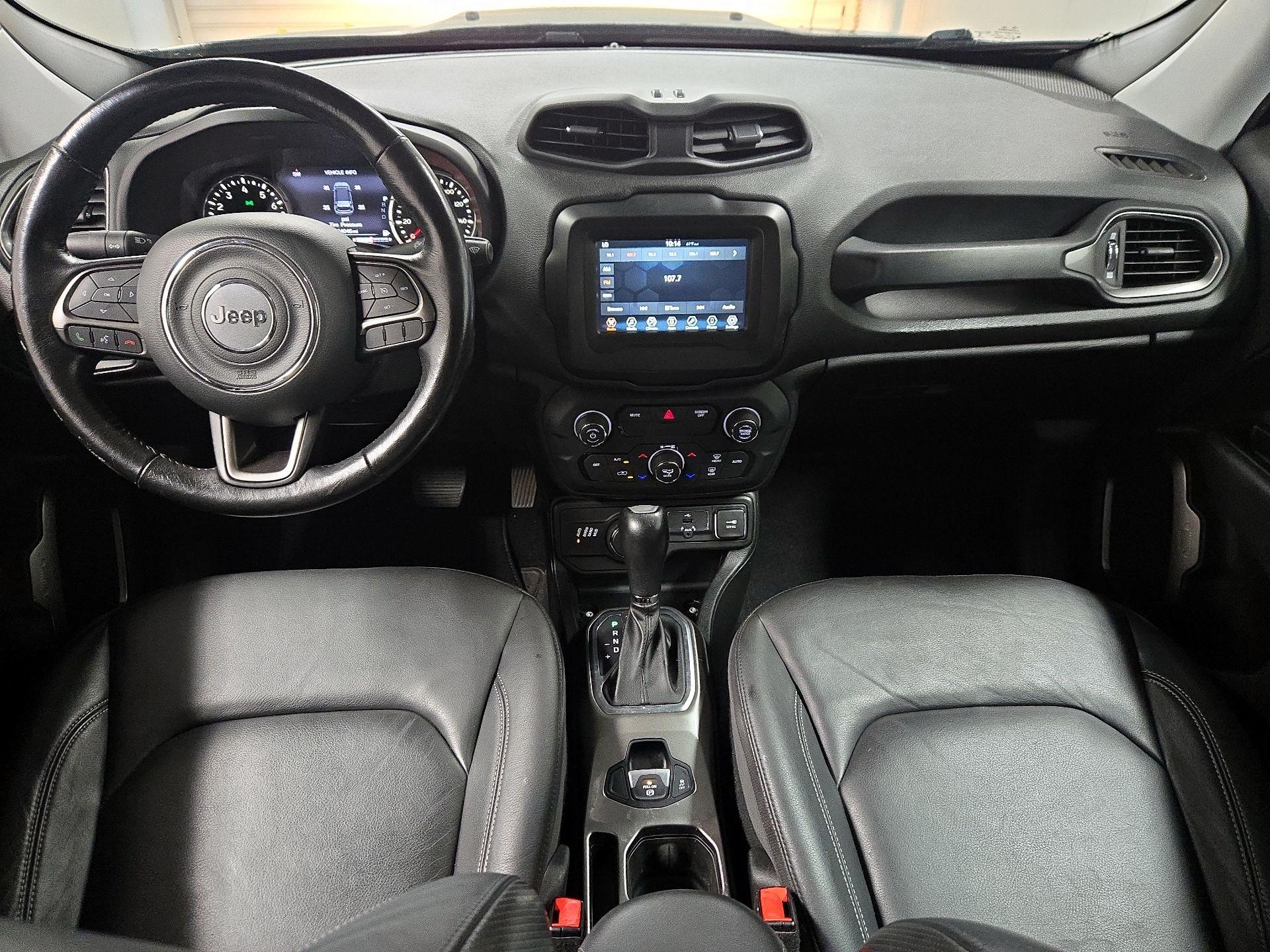 Thumbnail: 2018 Jeep Renegade - 9