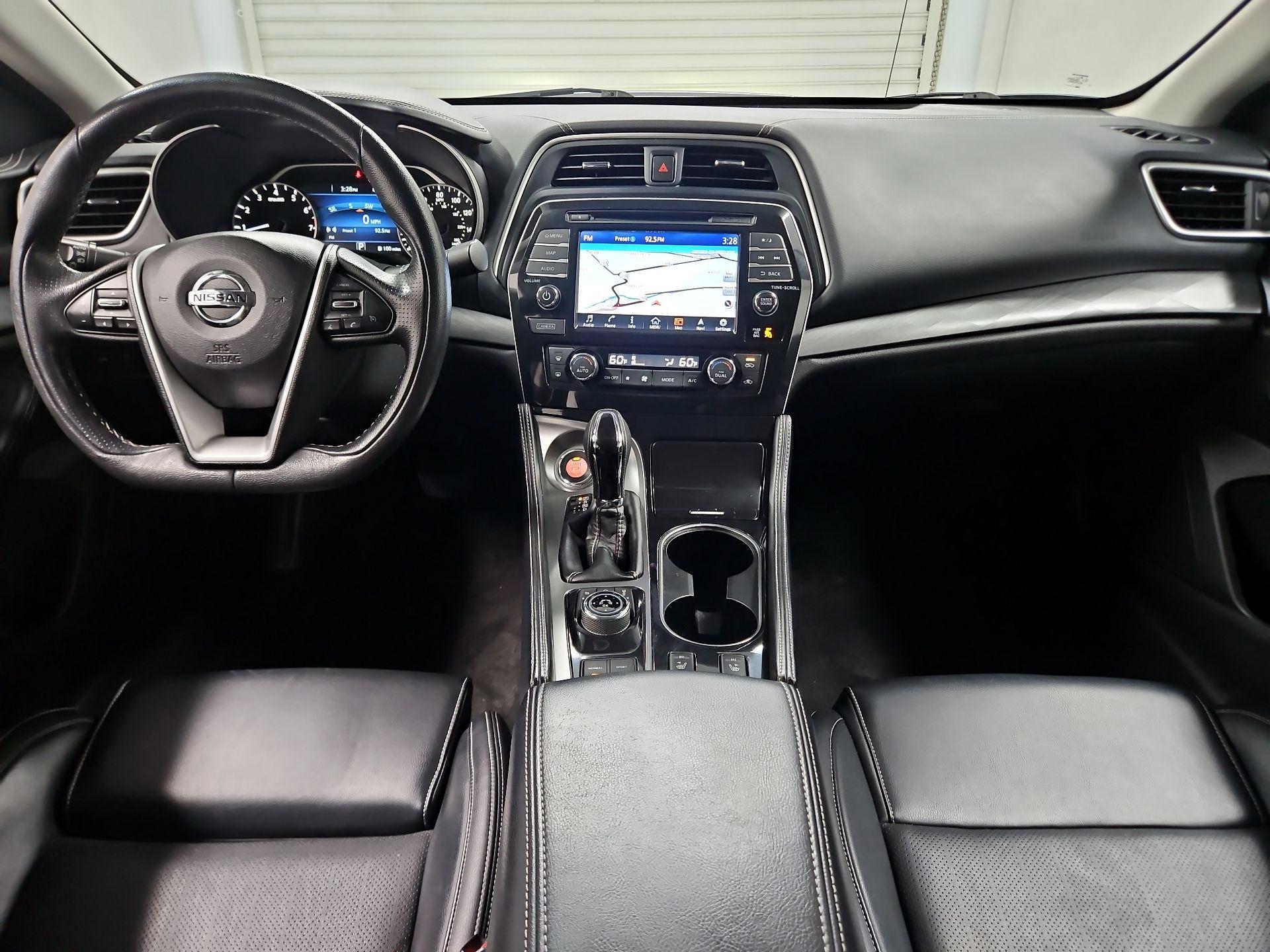 Thumbnail: 2017 Nissan Maxima - 9