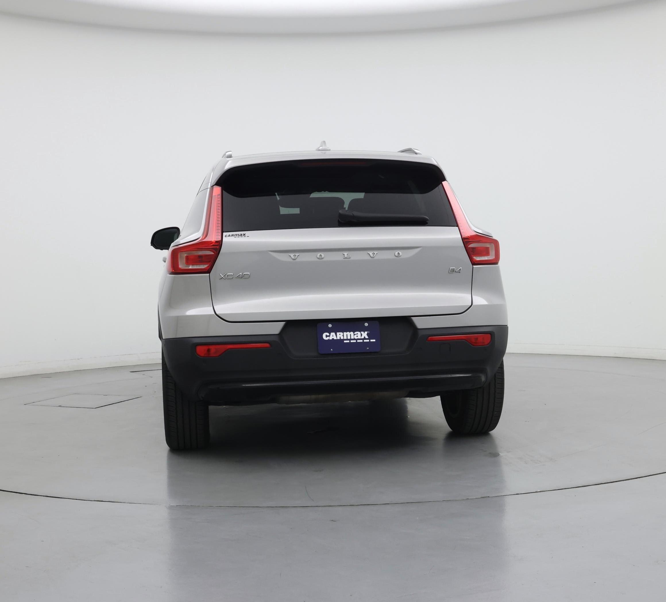 Thumbnail: 2023 Volvo XC40 - 6