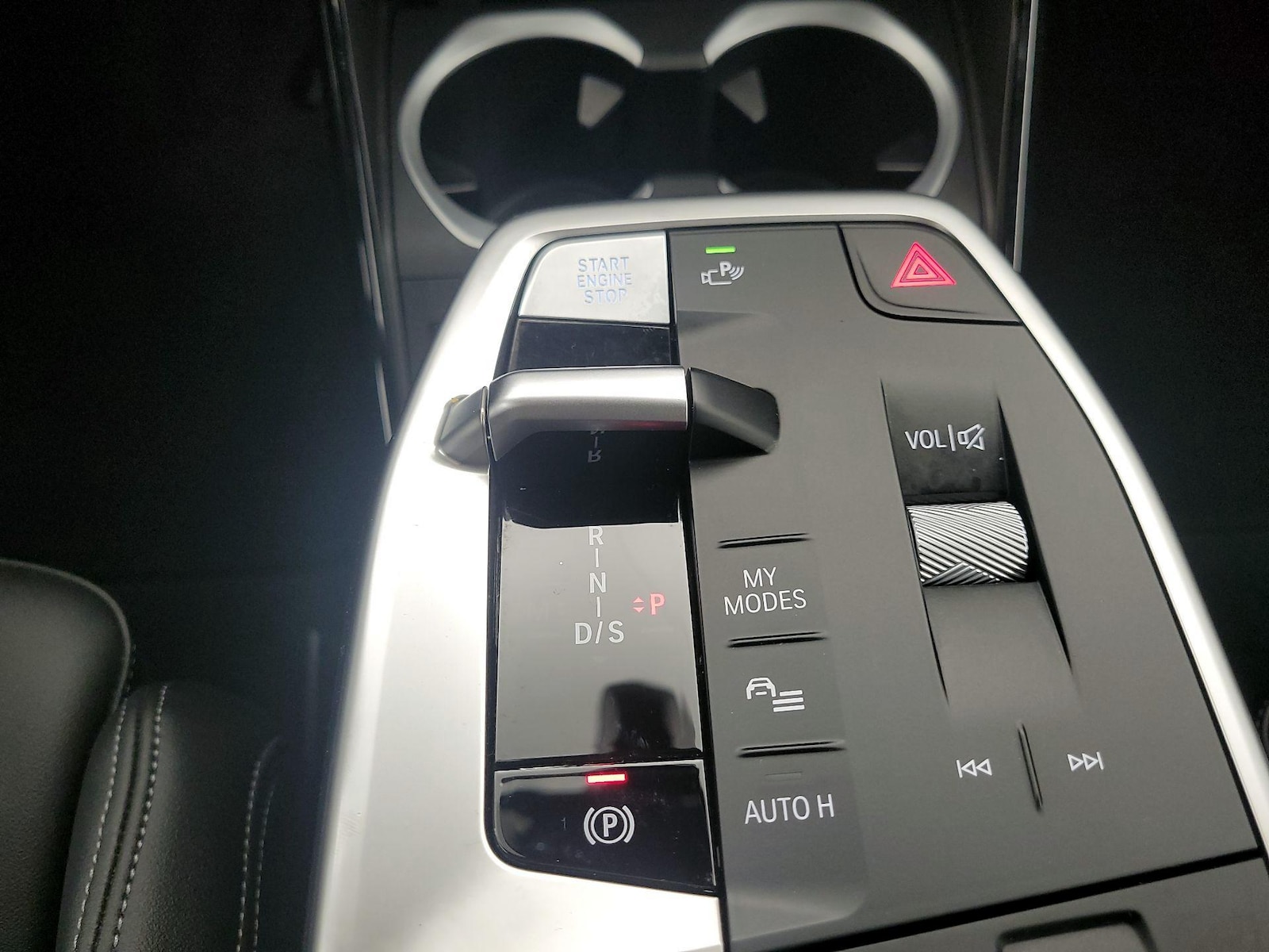 2025 BMW X2 28i - Photo 18