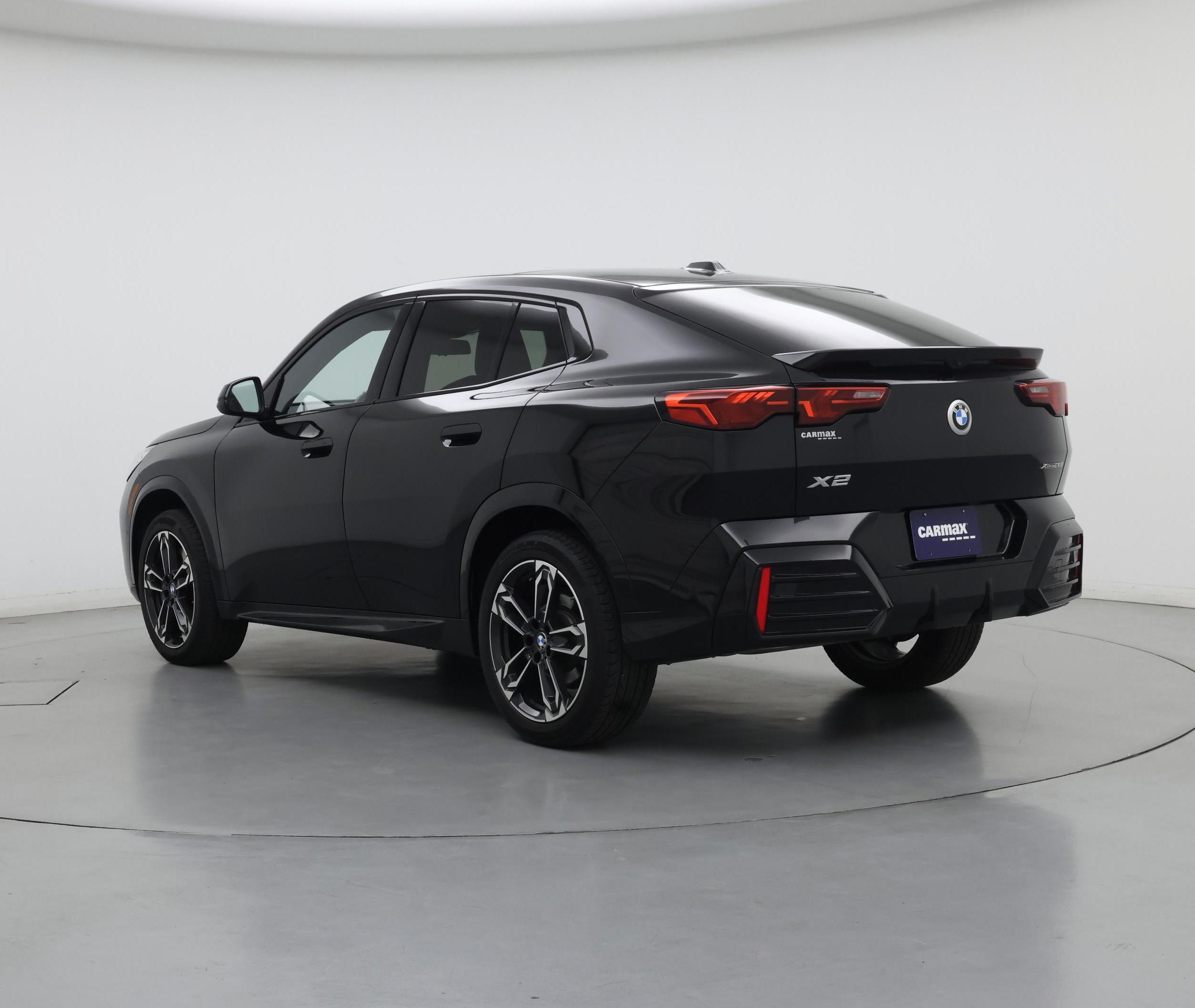 Thumbnail: 2025 BMW X2 - 2