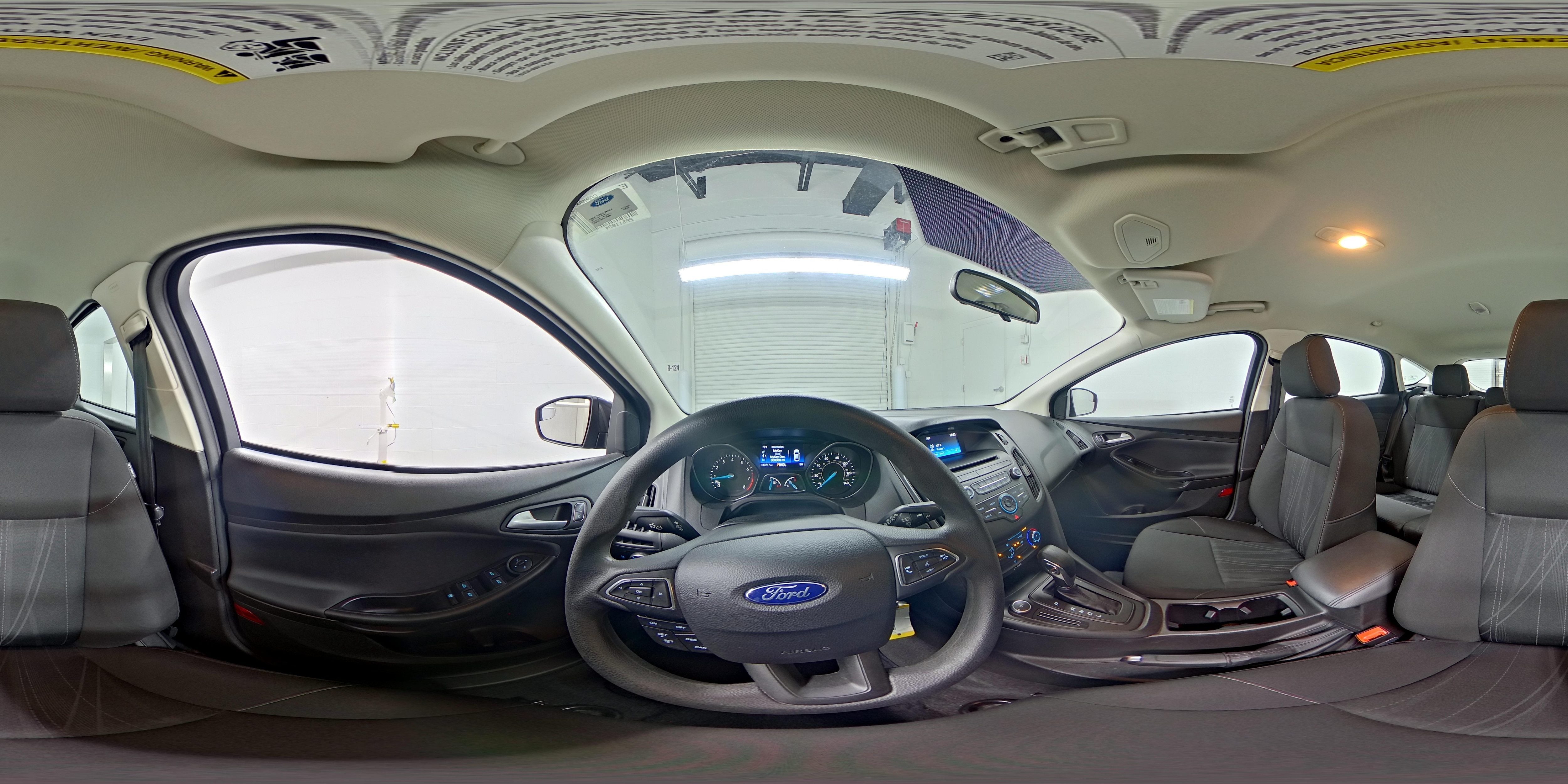 2017 Ford Focus SE - Photo 26