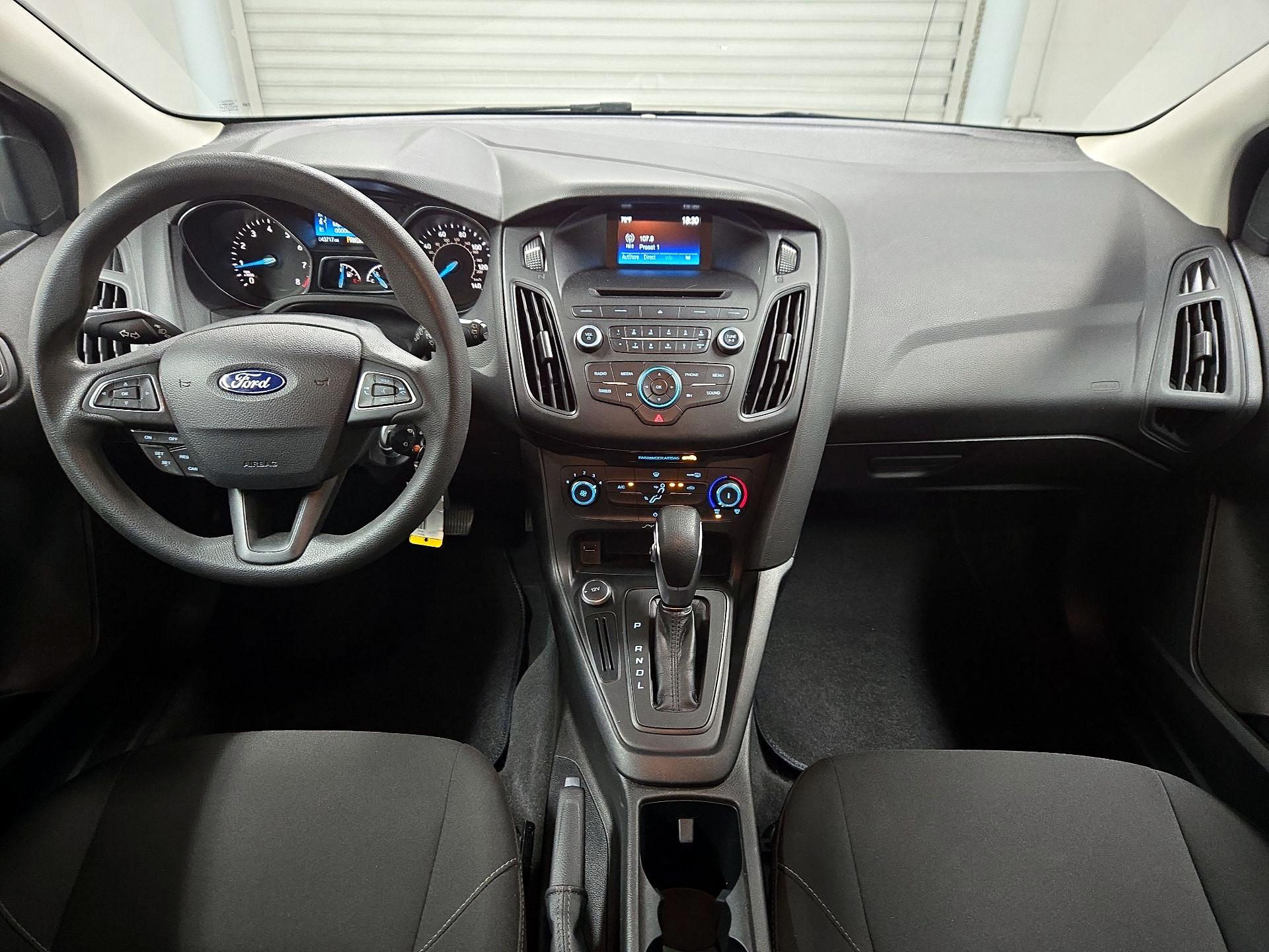 Thumbnail: 2017 Ford Focus - 9