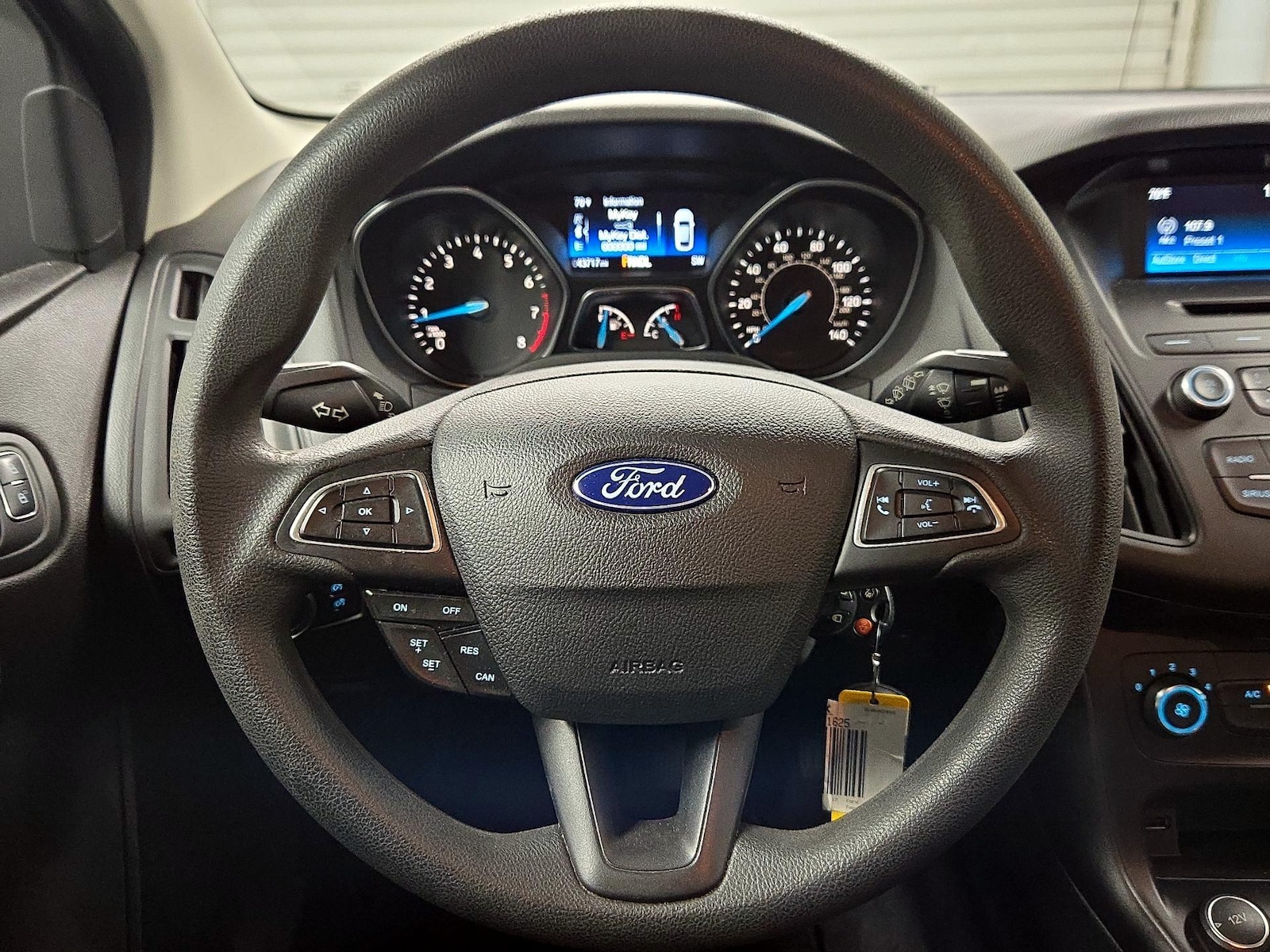 2017 Ford Focus SE - Photo 11