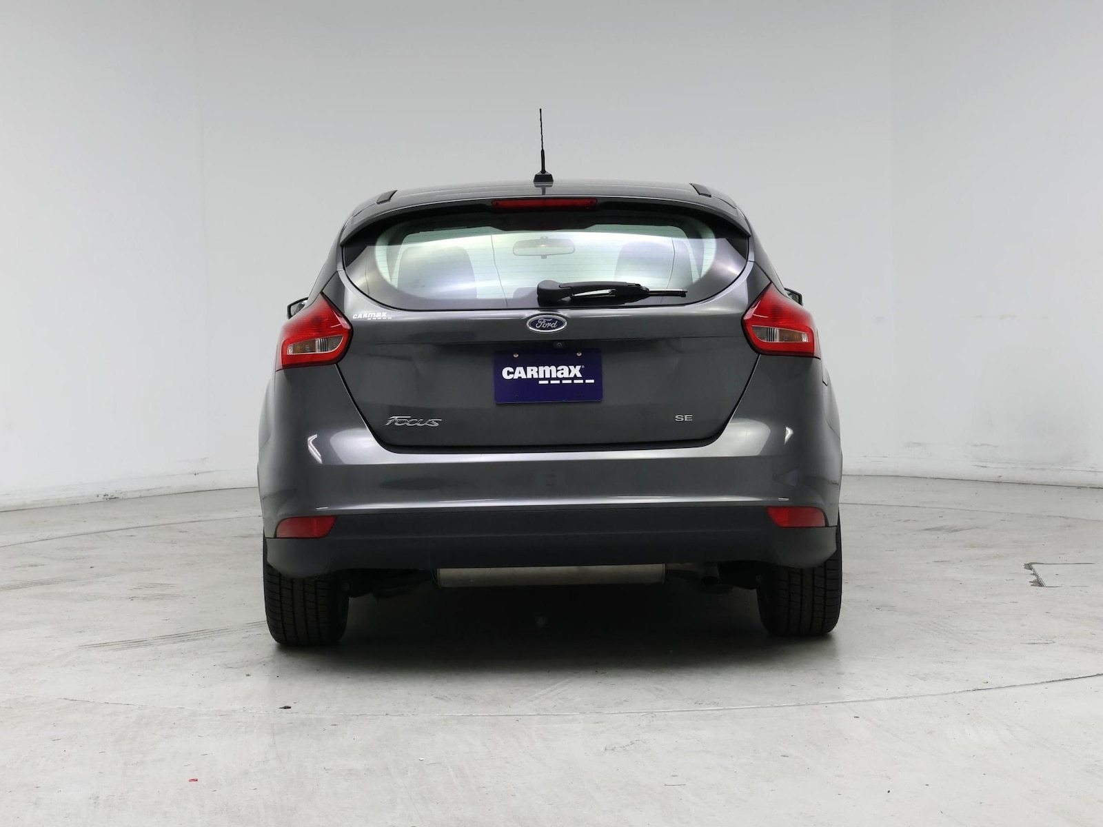 2017 Ford Focus SE - Photo 7