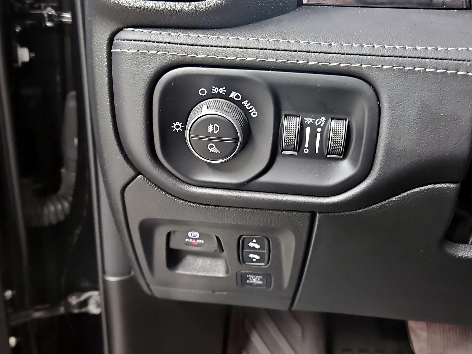 Thumbnail: 2025 RAM 1500 - 13