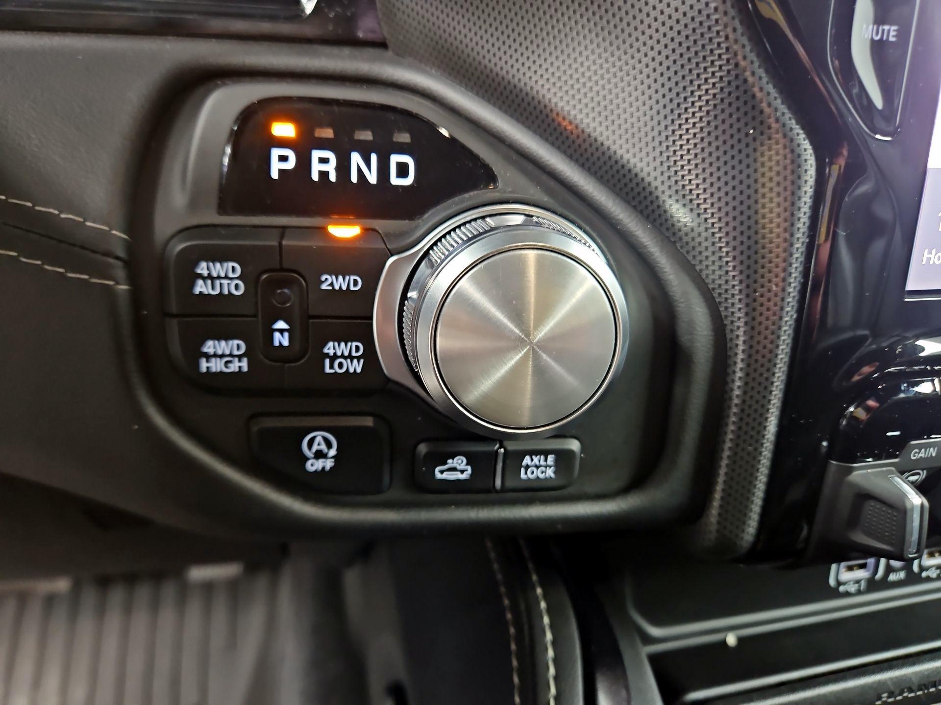 Thumbnail: 2025 RAM 1500 - 18