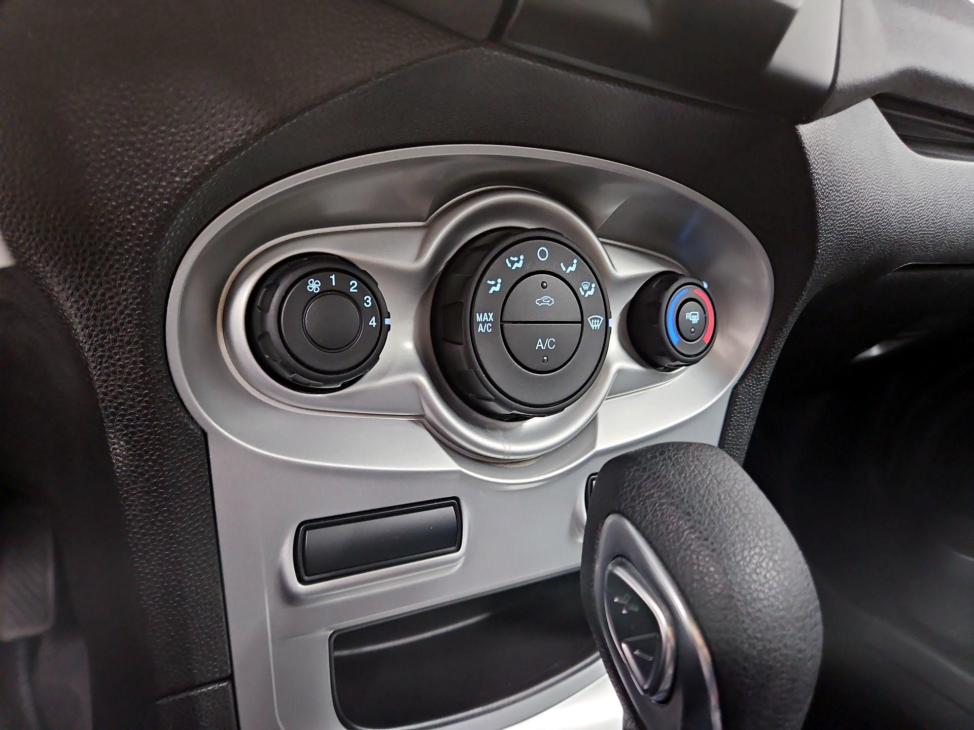 Thumbnail: 2019 Ford Fiesta - 16