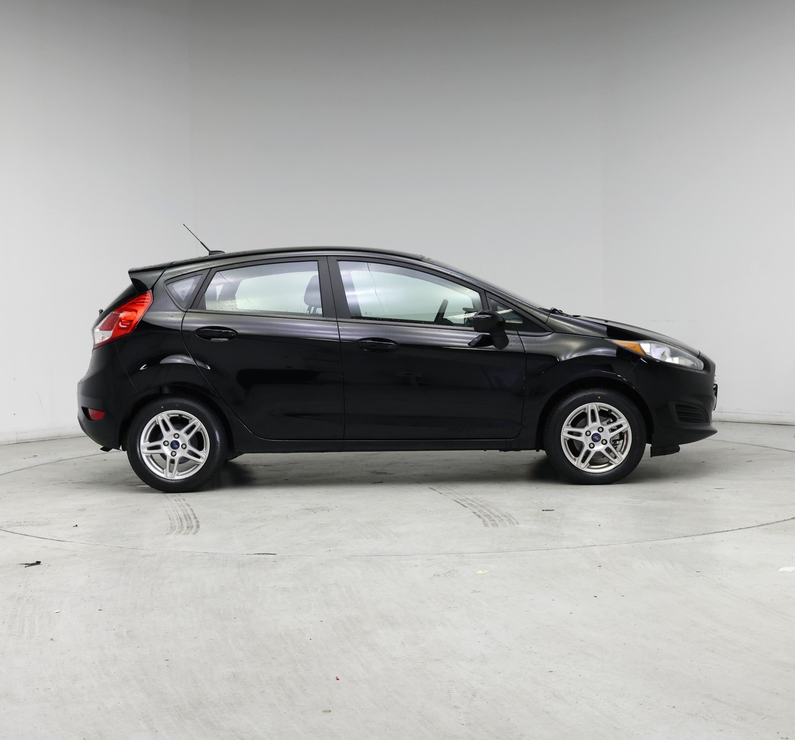 Thumbnail: 2019 Ford Fiesta - 7