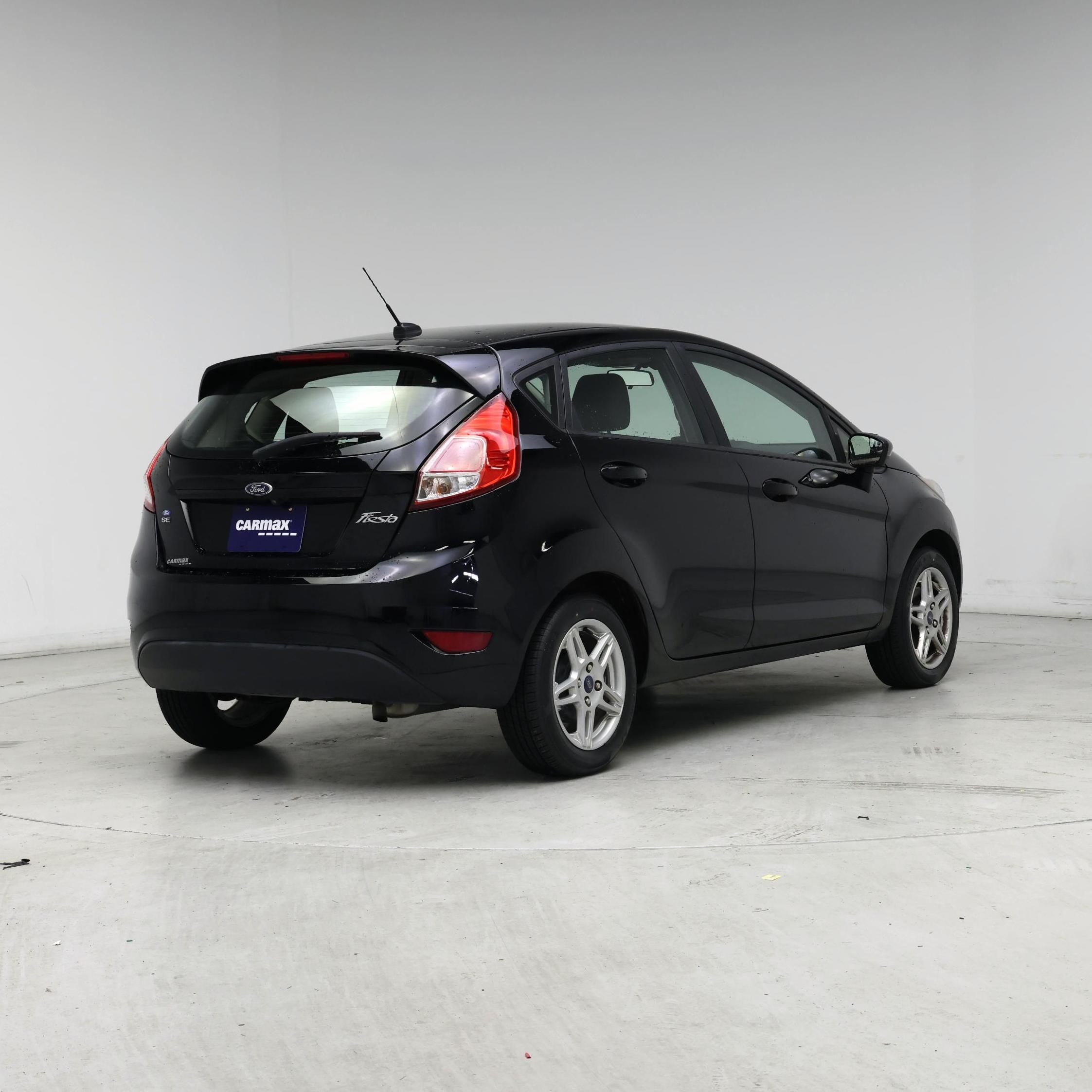 Thumbnail: 2019 Ford Fiesta - 8