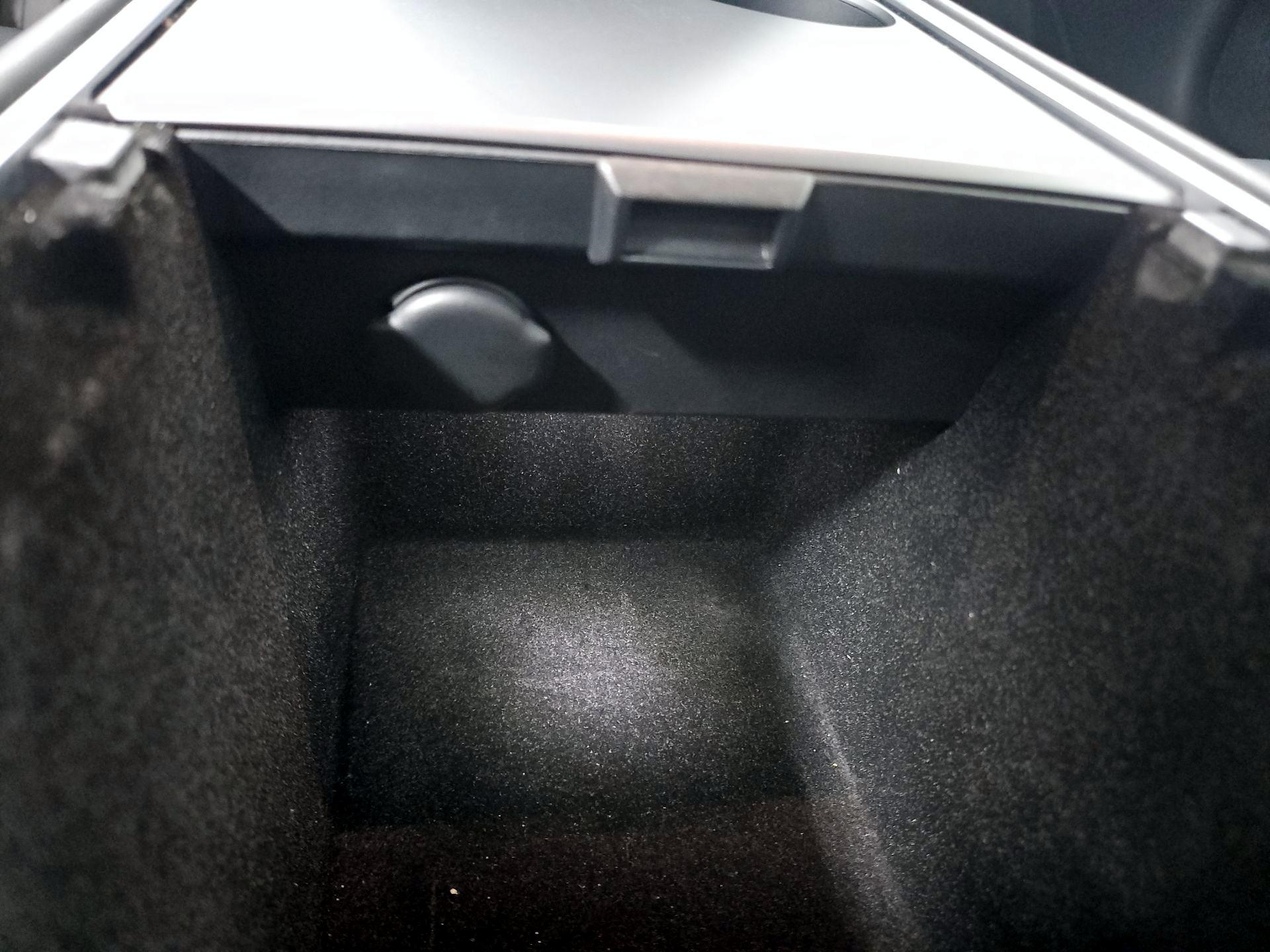 Thumbnail: 2021 Tesla Model 3 - 18