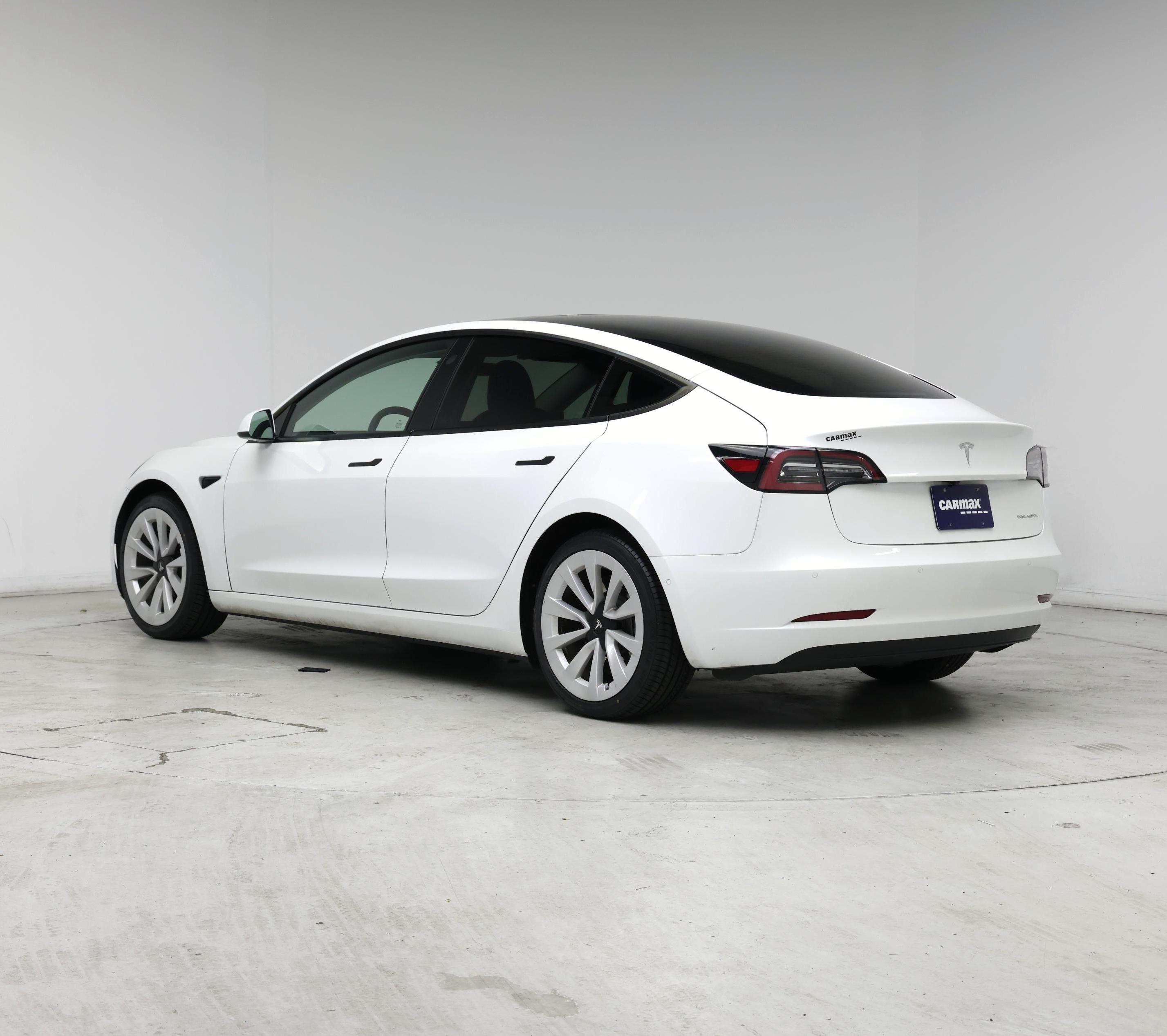 Thumbnail: 2021 Tesla Model 3 - 2