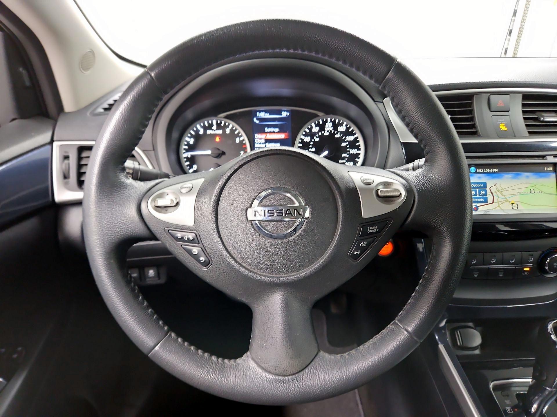 Thumbnail: 2017 Nissan Sentra - 10