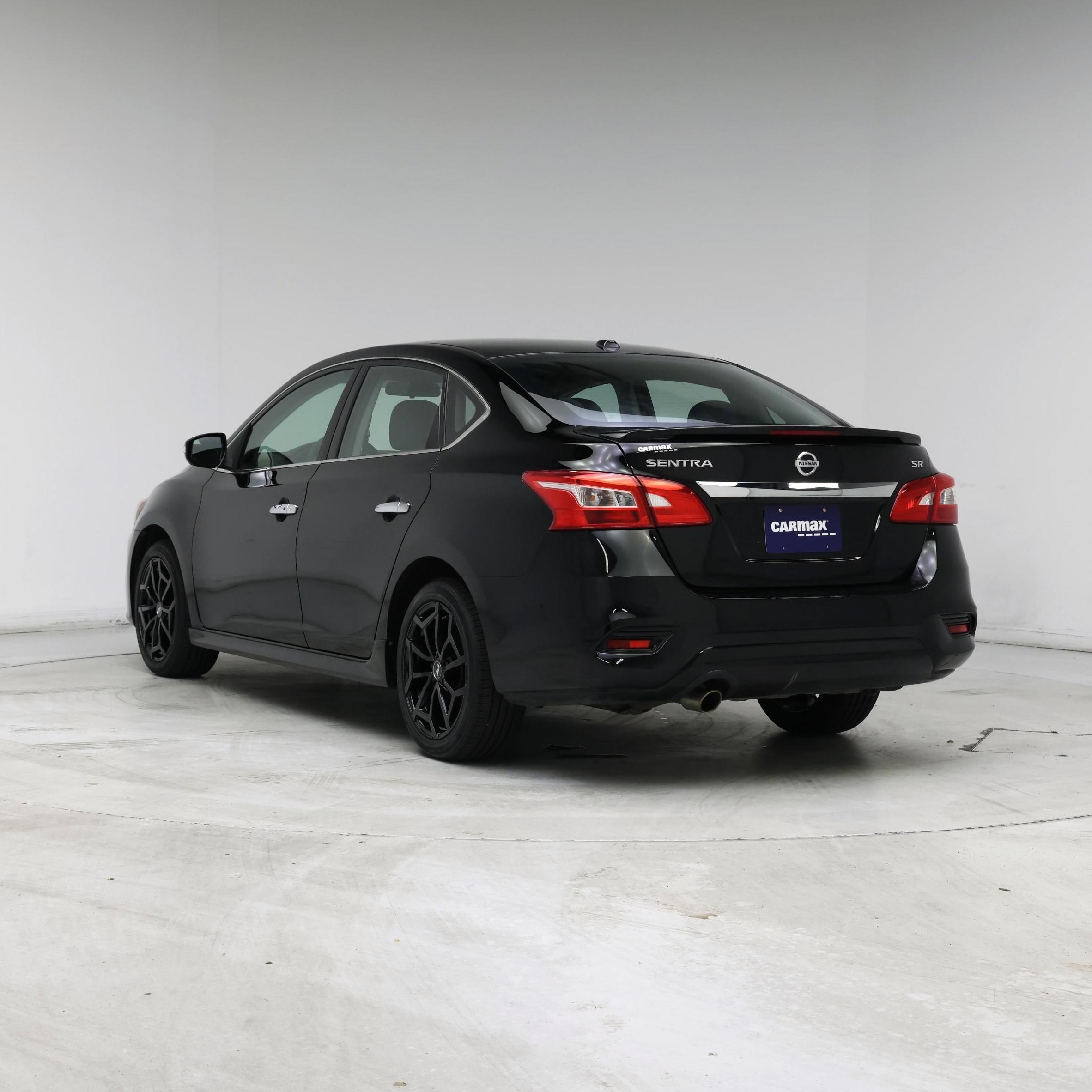 Thumbnail: 2017 Nissan Sentra - 2