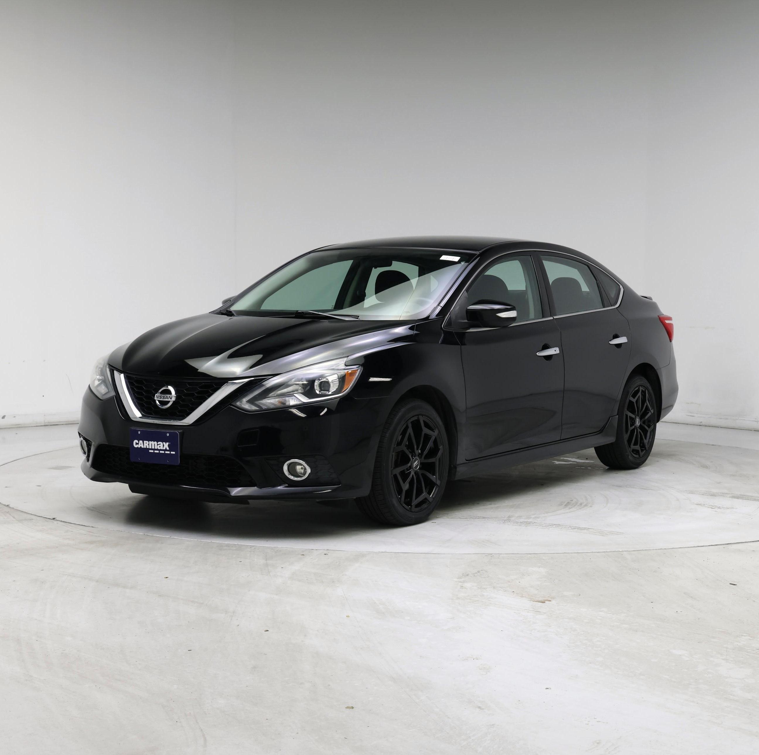 Thumbnail: 2017 Nissan Sentra - 4