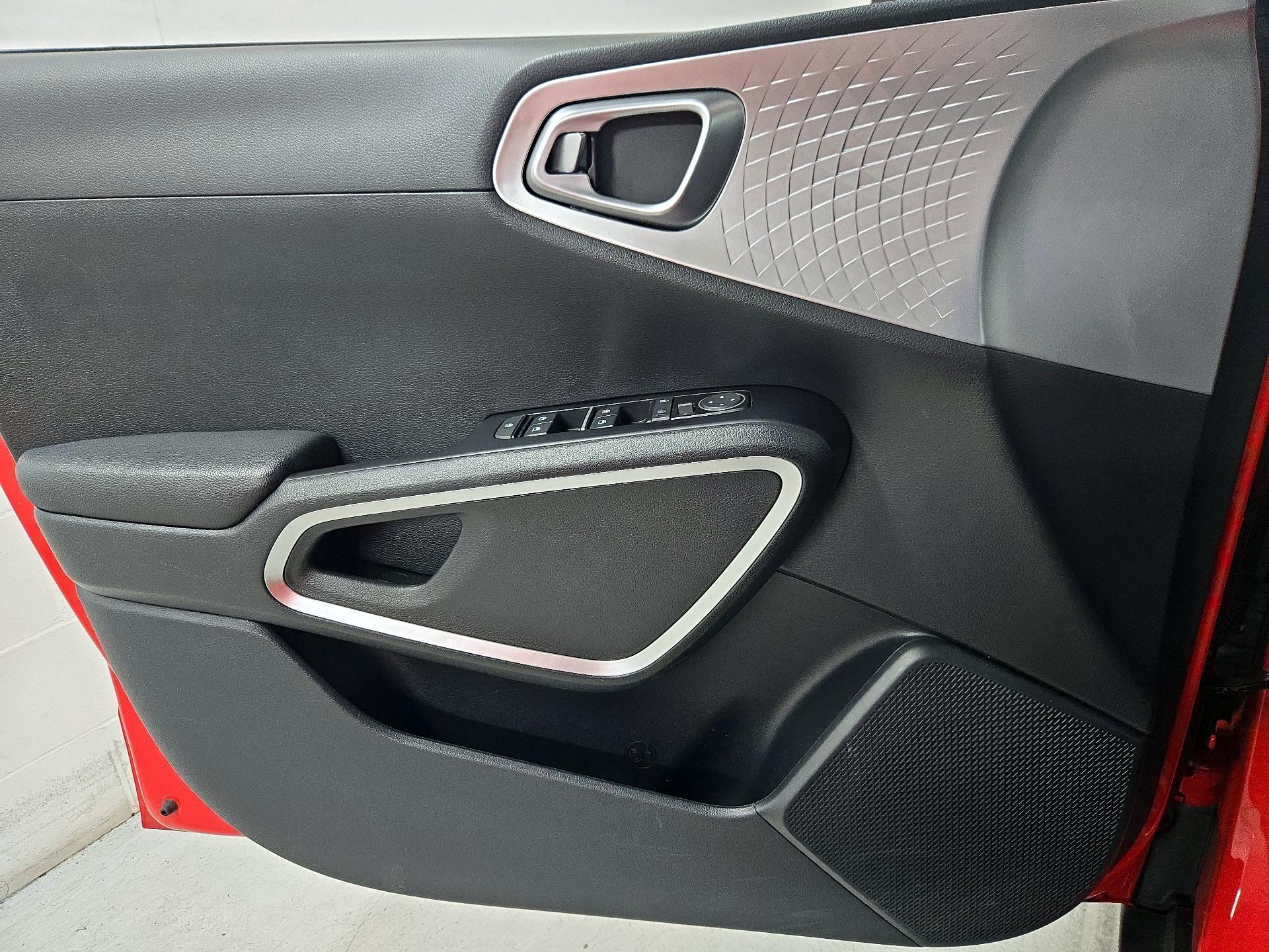Thumbnail: 2025 Kia Soul - 12